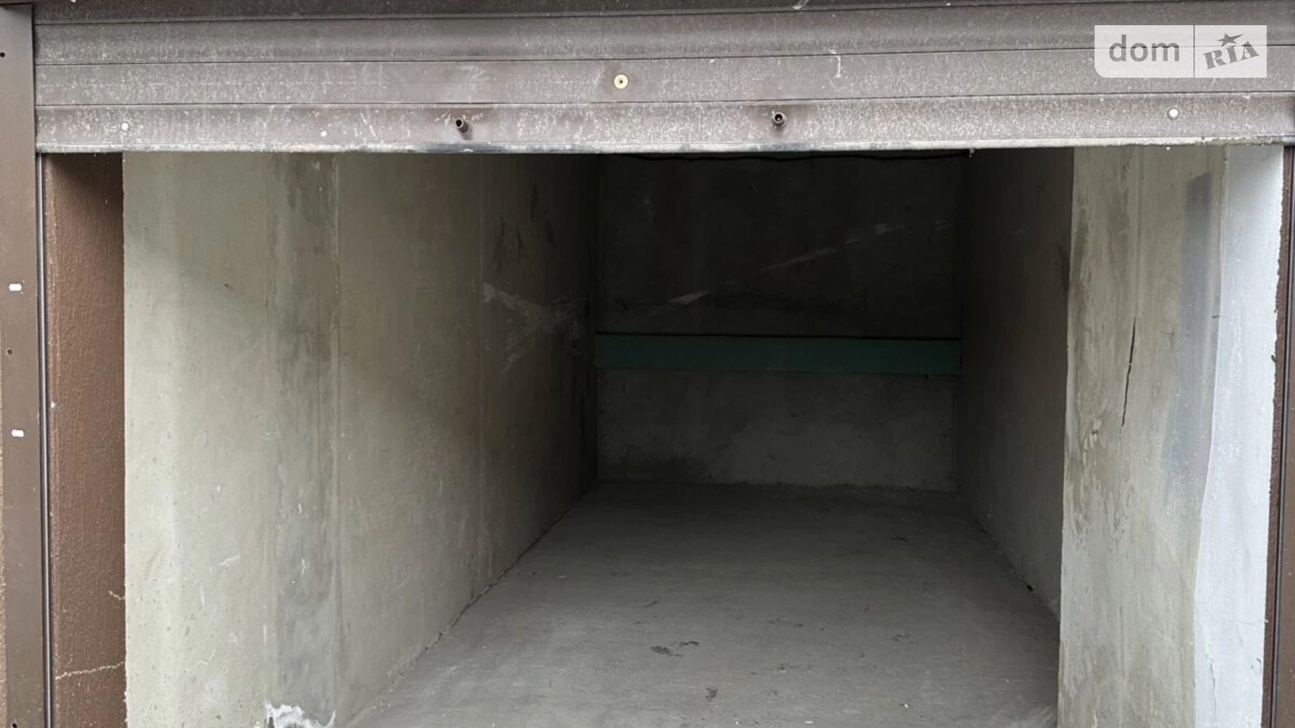 Продается отдельно стоящий гараж универсальный на 20 кв. м, цена: 16300 $ - фото 3