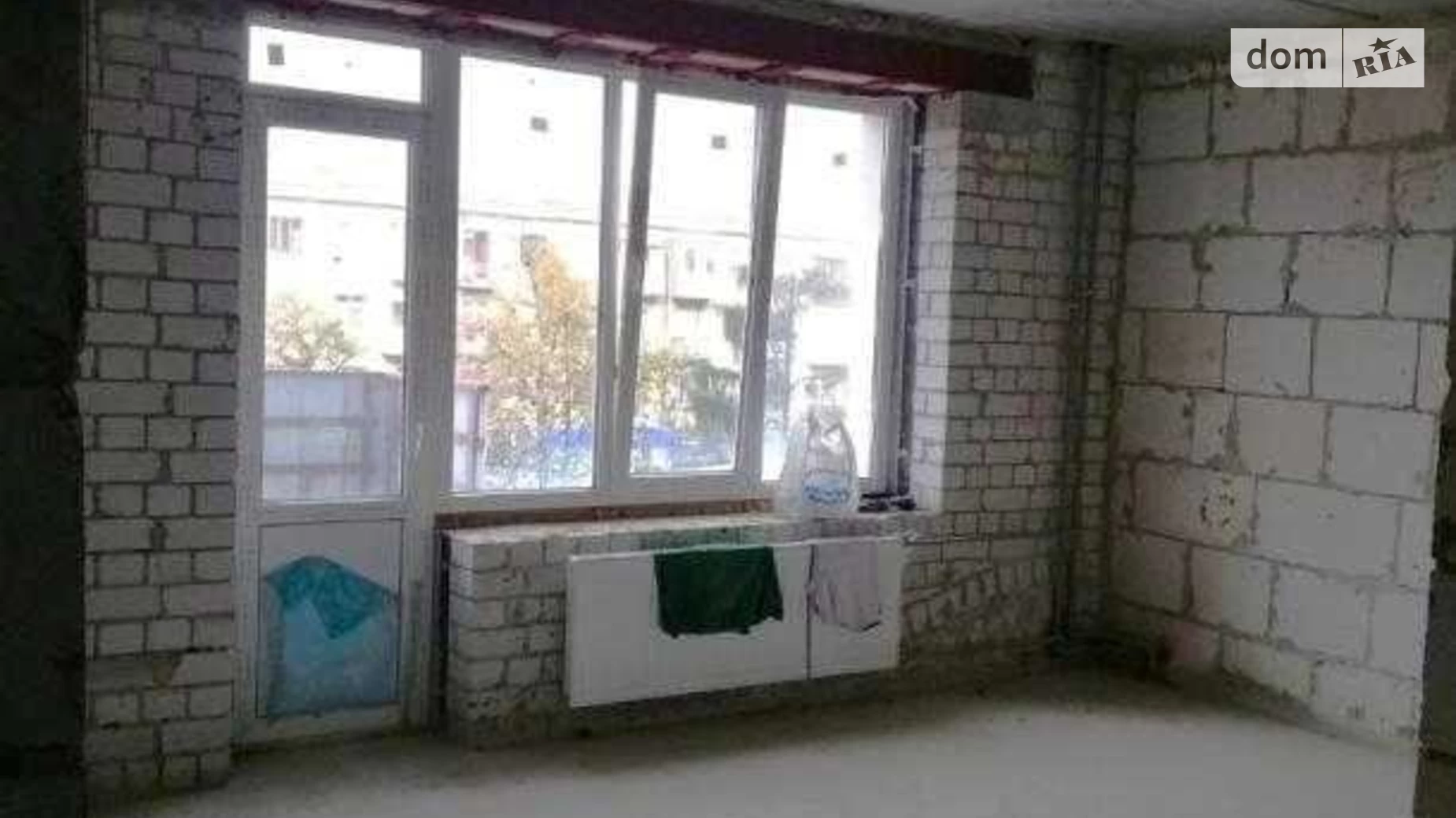 Продается 2-комнатная квартира 77 кв. м в Харькове, просп. Архитектора Алешина, 5