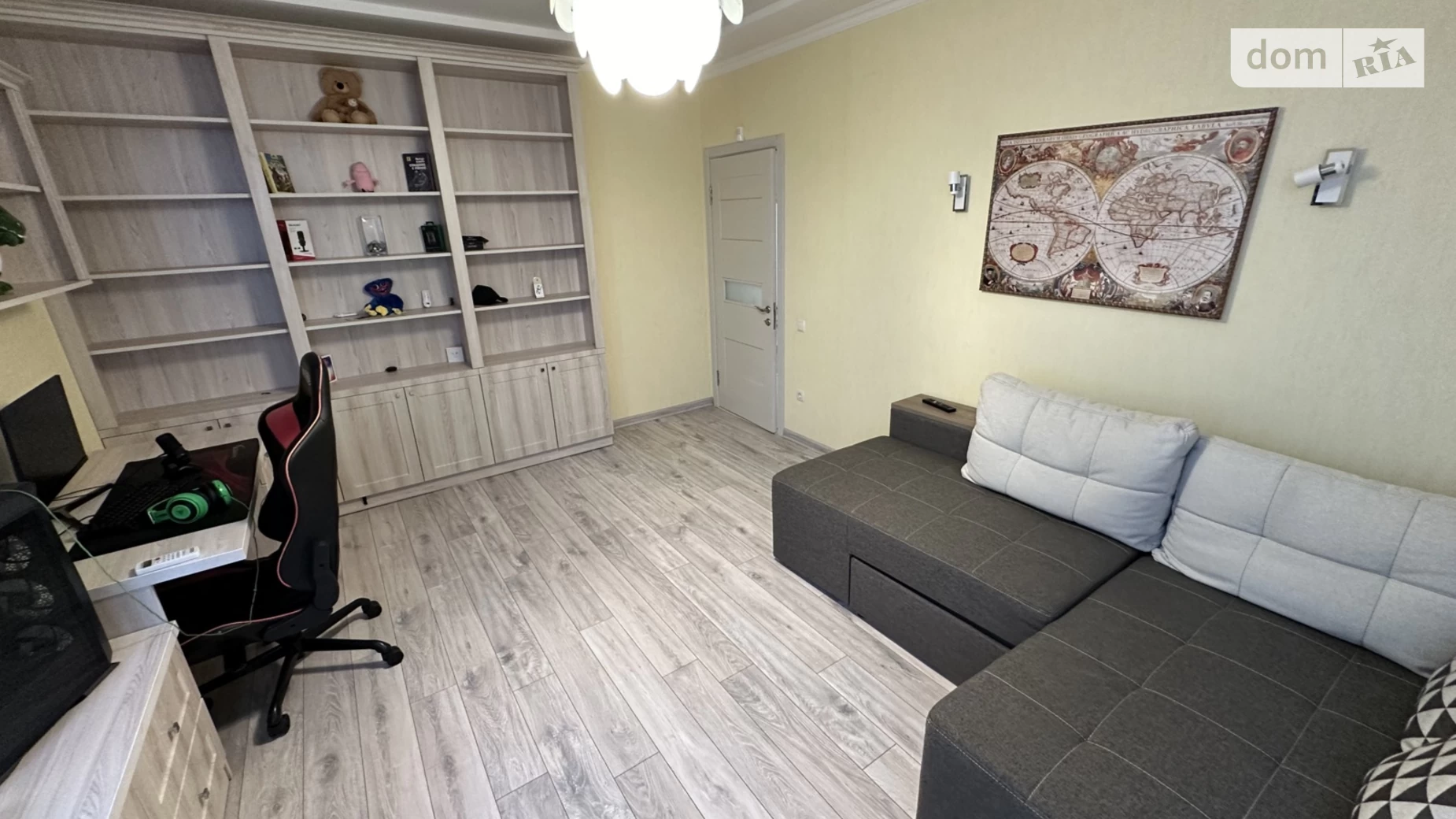 Продається 2-кімнатна квартира 76 кв. м у Миколаєві
