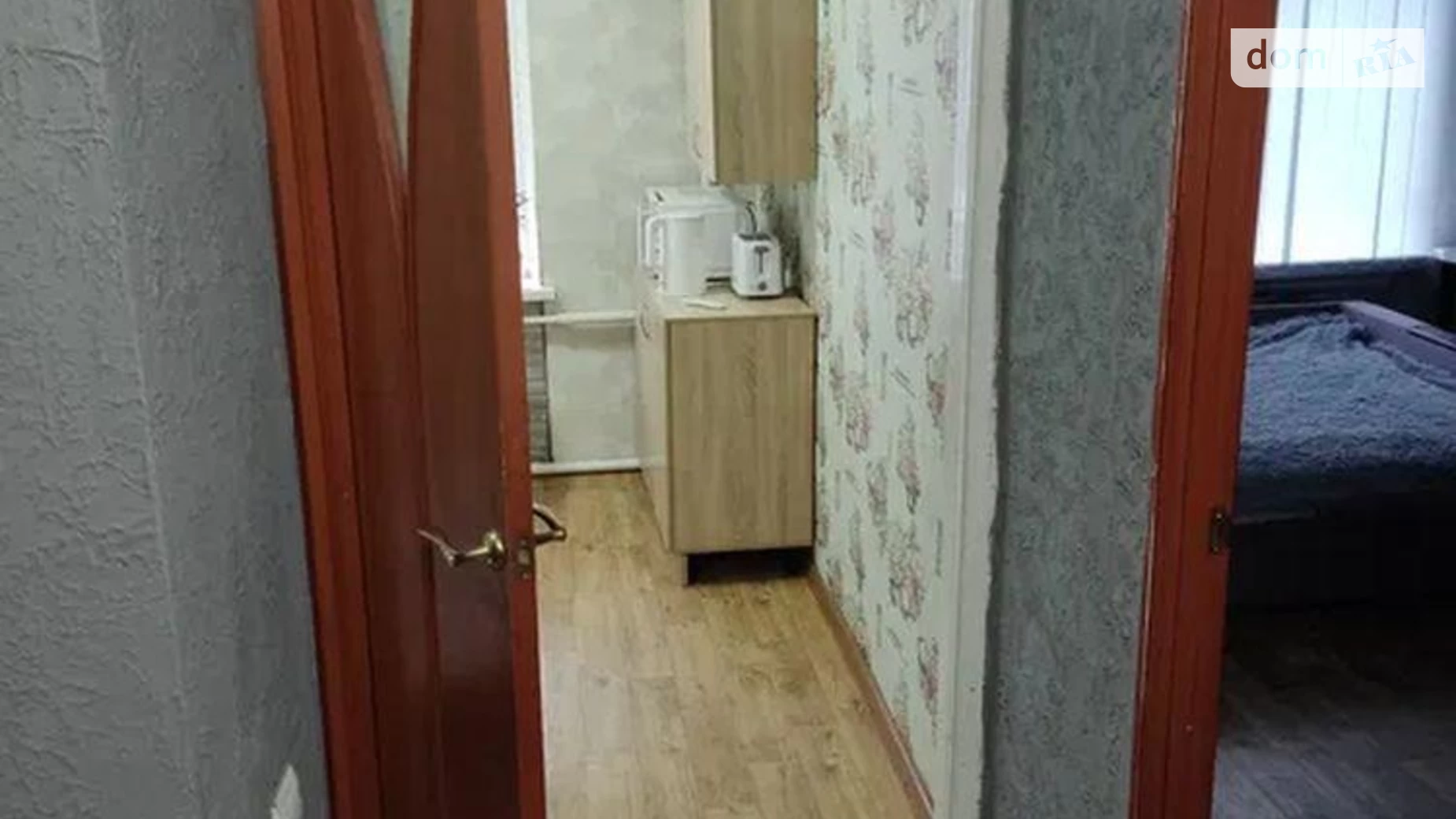 Продается 1-комнатная квартира 32 кв. м в Днепре, ул. Еловая