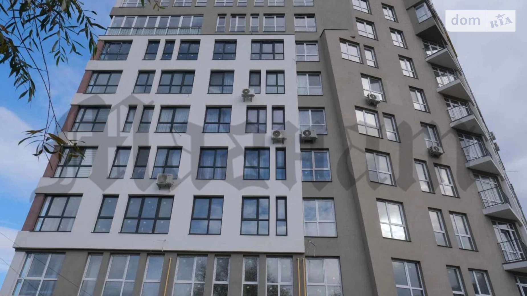 Продается 1-комнатная квартира 42 кв. м в Львове, ул. Гетьмана Ивана Мазепы