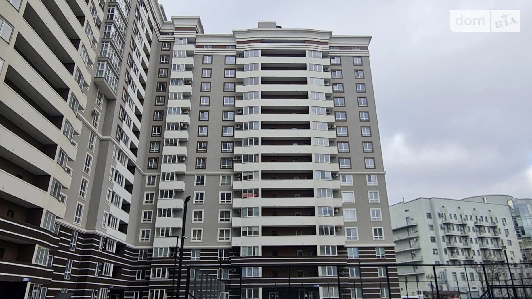 Продается 2-комнатная квартира 68 кв. м в Хмельницком, ул. Свободы, 20/4 - фото 2