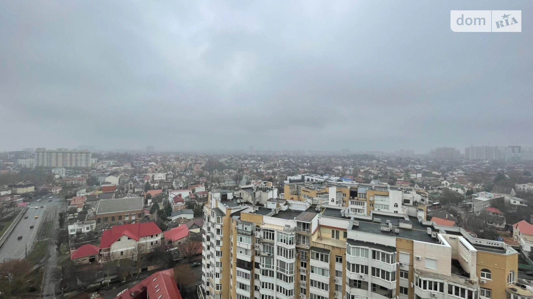 Продается 2-комнатная квартира 82.9 кв. м в Одессе, Фонтанская дор. - фото 2
