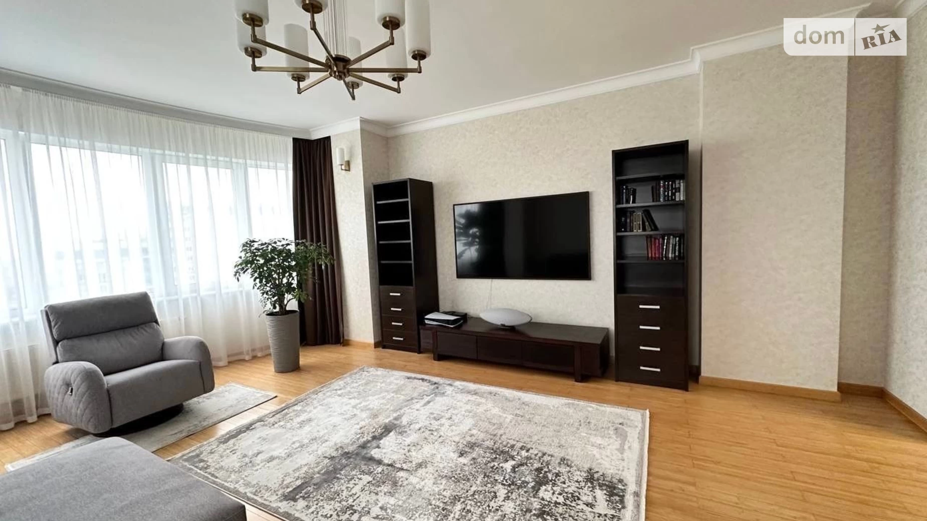 Продается 2-комнатная квартира 128 кв. м в Киеве, ул. Провиантская(Гали Тимофеевой), 3 - фото 2