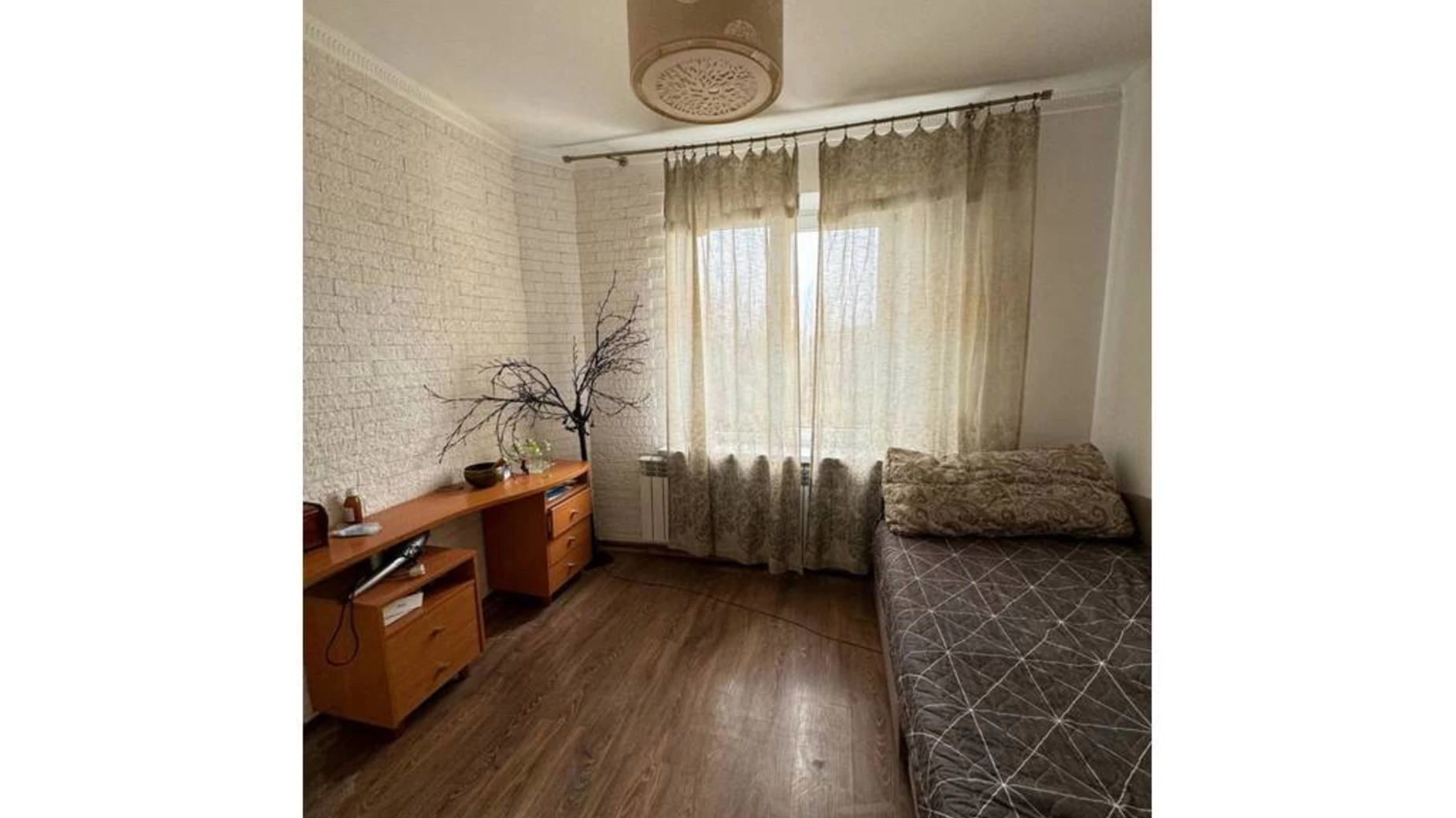 Продається 3-кімнатна квартира 67 кв. м у Одесі, вул. Люстдорфська дорога