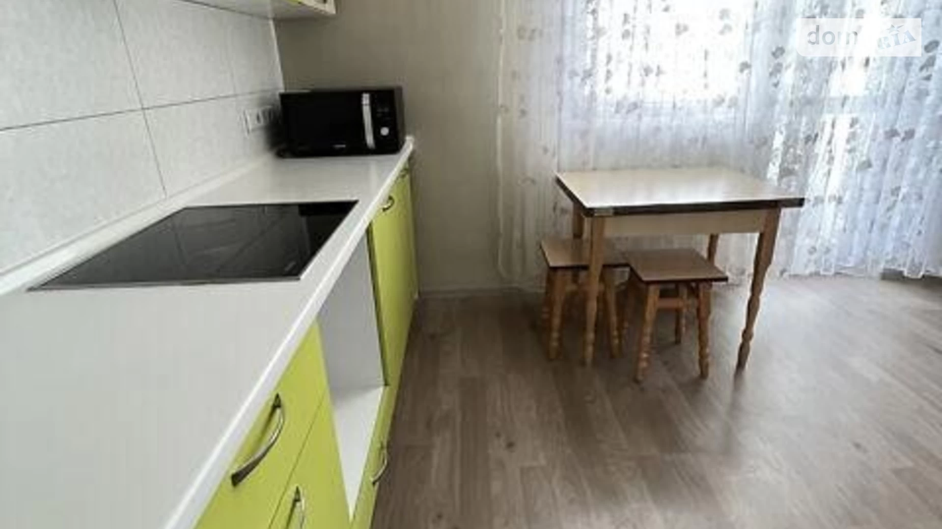 Продается 1-комнатная квартира 50 кв. м в Киеве, ул. Драгоманова, 2Б - фото 3