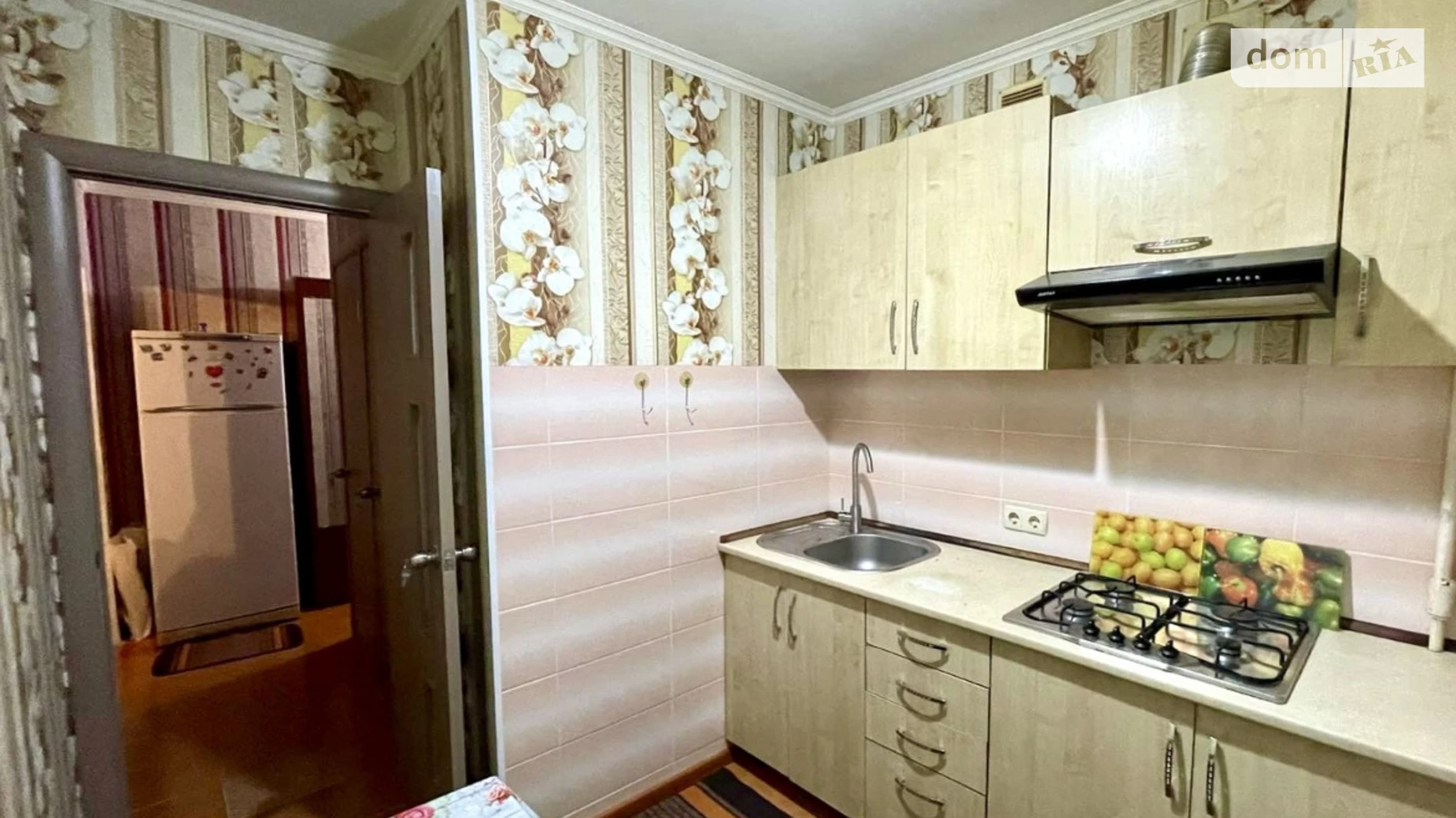 Продается 2-комнатная квартира 44 кв. м в Одессе, просп. Небесной Сотни