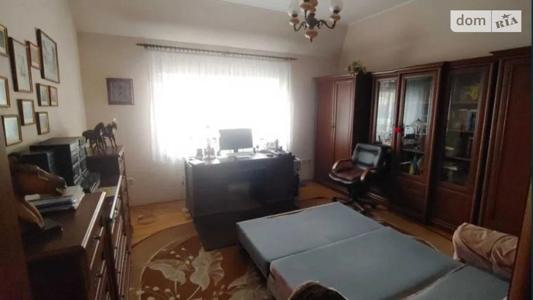Продается 4-комнатная квартира 162 кв. м в Ивано-Франковске, ул. Крука Григора, 5