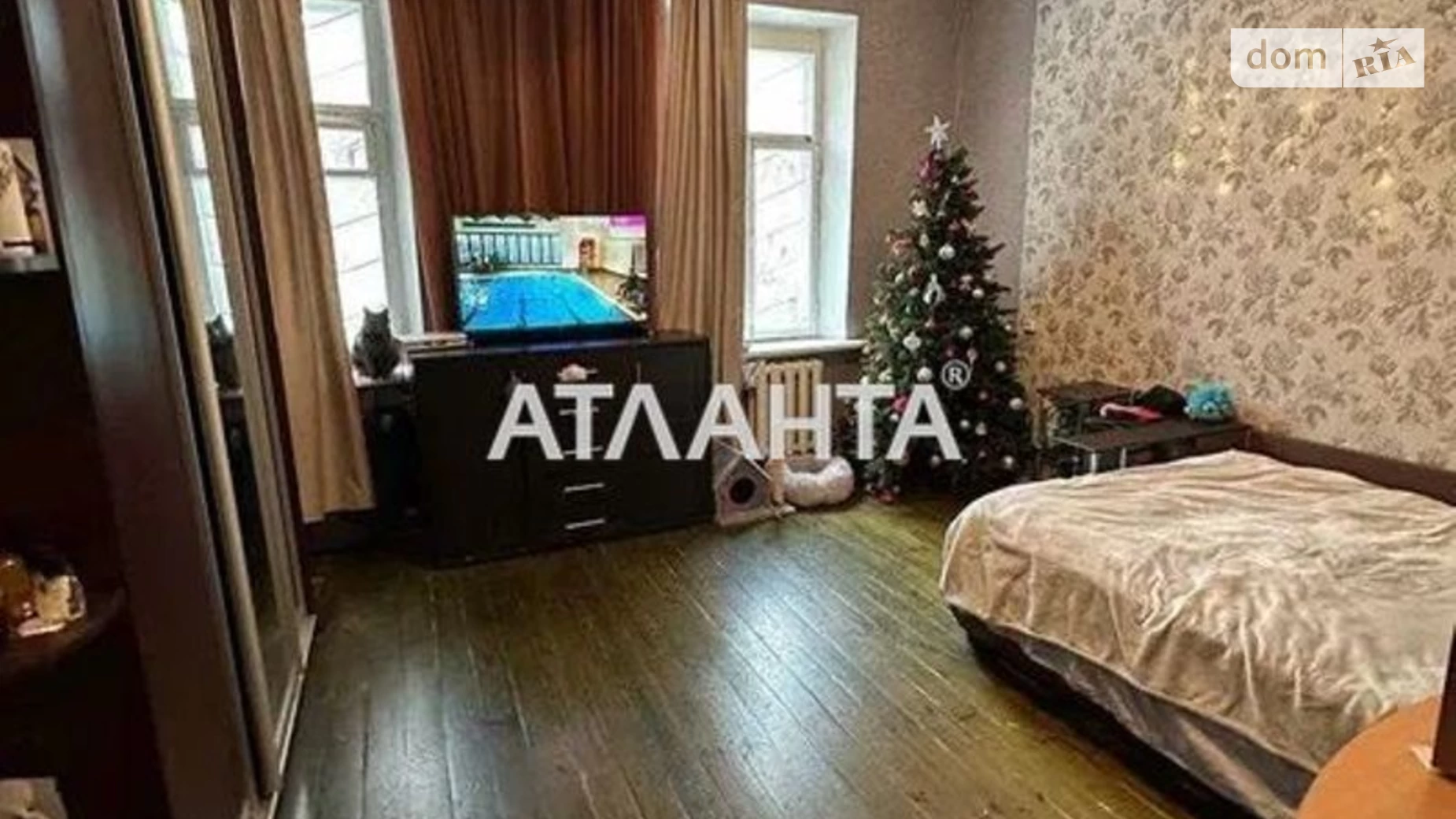 Продається 4-кімнатна квартира 103 кв. м у Києві, вул. Щекавицька, 44