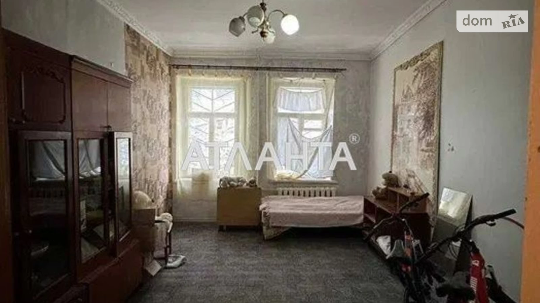 Продається 4-кімнатна квартира 103.3 кв. м у Києві, вул. Щекавицька