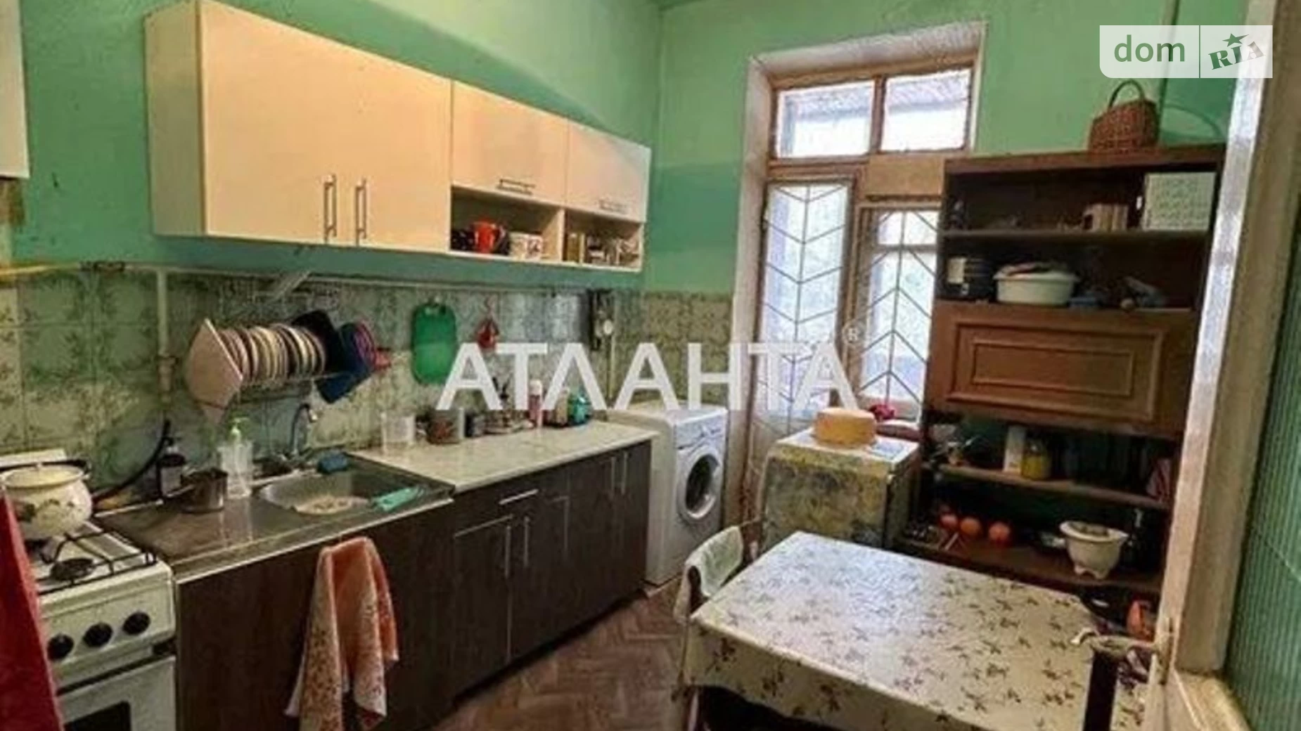 Продается 4-комнатная квартира 103.3 кв. м в Киеве, ул. Щекавицкая