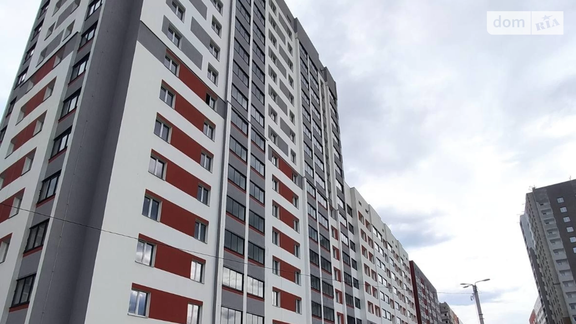 Продается 1-комнатная квартира 42 кв. м в Харькове, ул. Борткевича, 7 - фото 2
