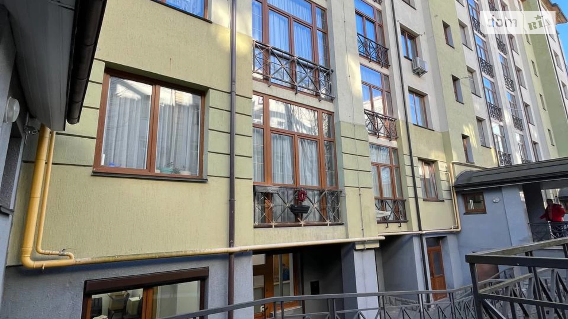 Продается объект сферы услуг 41.3 кв. м в 6-этажном здании, цена: 69000 $ - фото 2