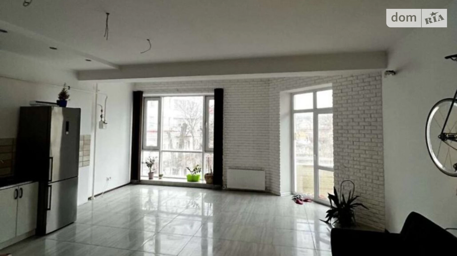 Продается 2-комнатная квартира 84.1 кв. м в, цена: 85000 $ - фото 3