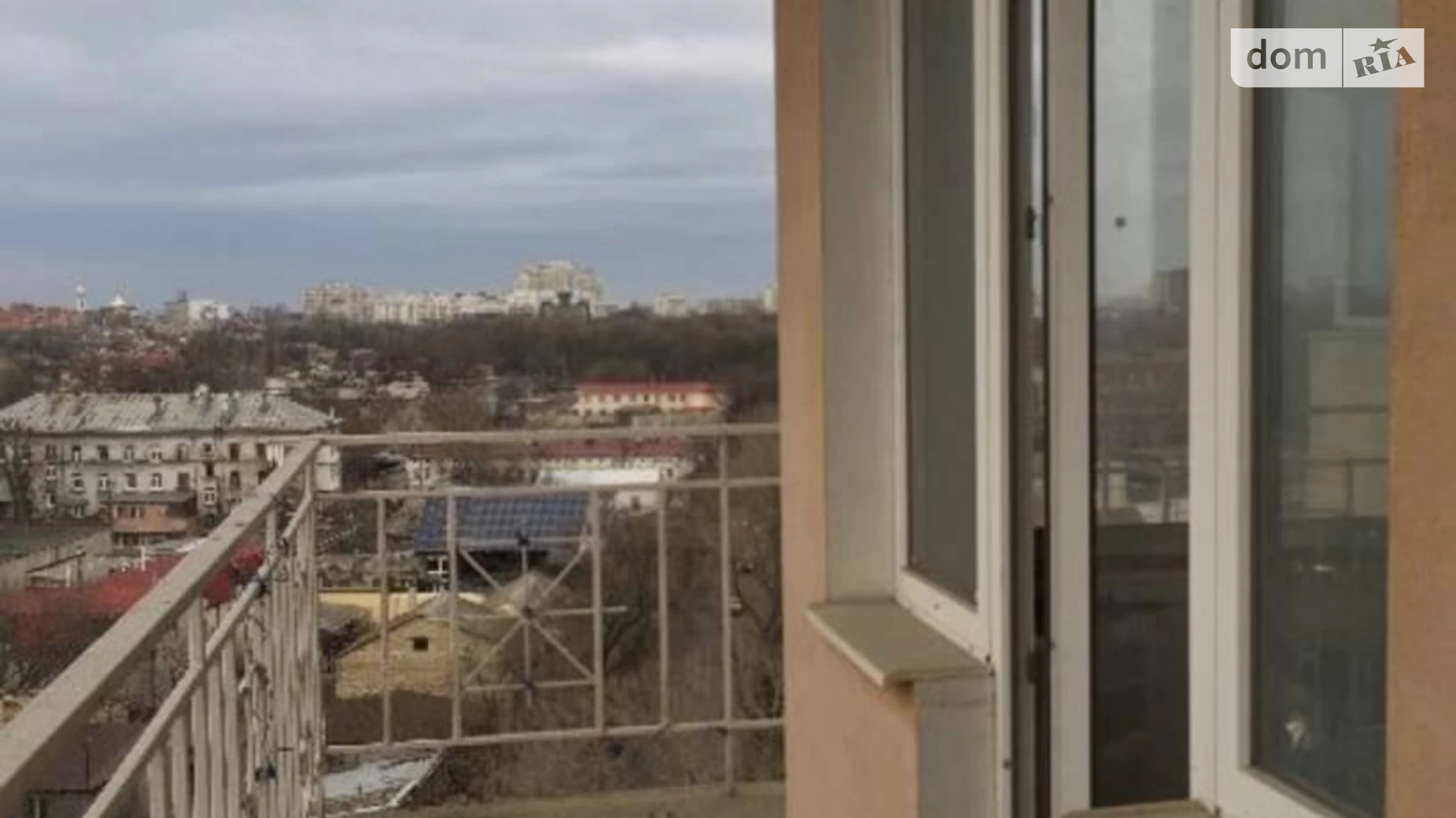 Продается 1-комнатная квартира 59.3 кв. м в Одессе, ул. Генерала Цветаева