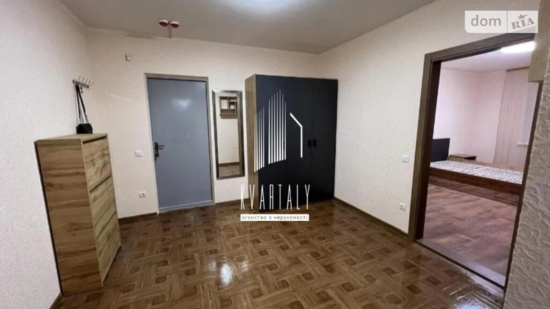 Продается 1-комнатная квартира 51 кв. м в Киеве, ул. Ревуцкого, 54 - фото 3