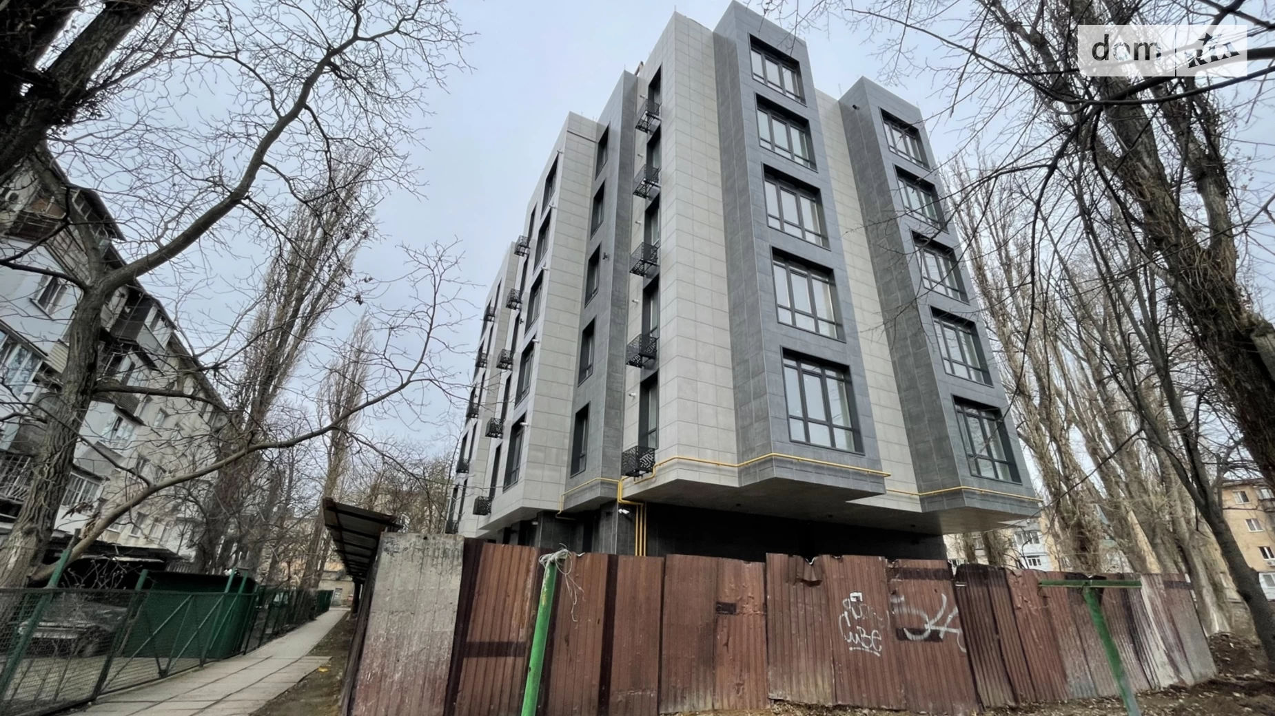 Продается 1-комнатная квартира 43.42 кв. м в Одессе, ул. Космонавтов