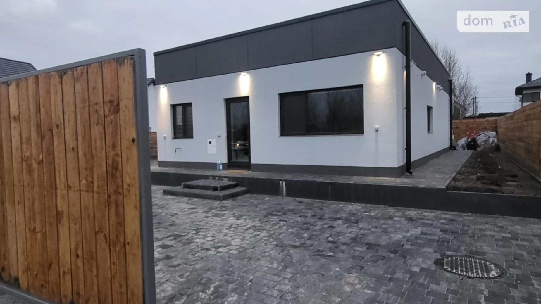 Продается одноэтажный дом 90 кв. м с террасой, цена: 188000 $ - фото 2