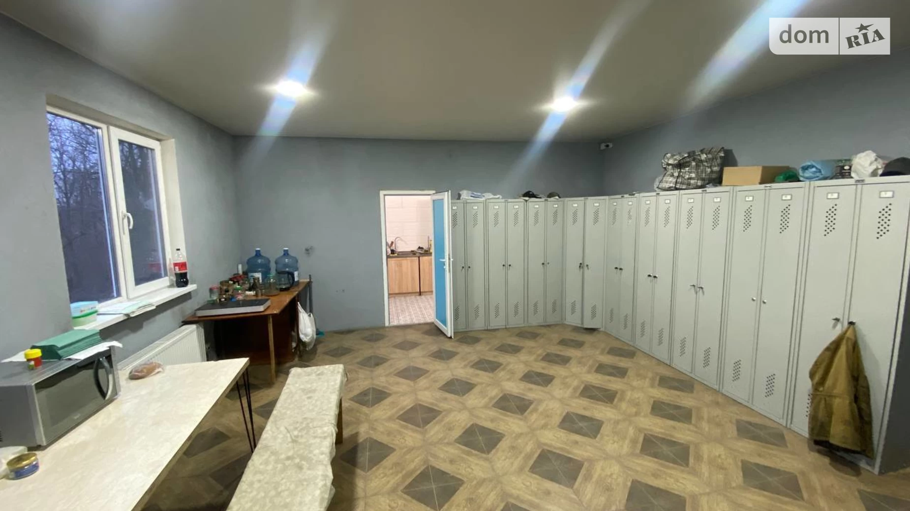 Продается объект сферы услуг 470 кв. м в 2-этажном здании, цена: 200000 $ - фото 2