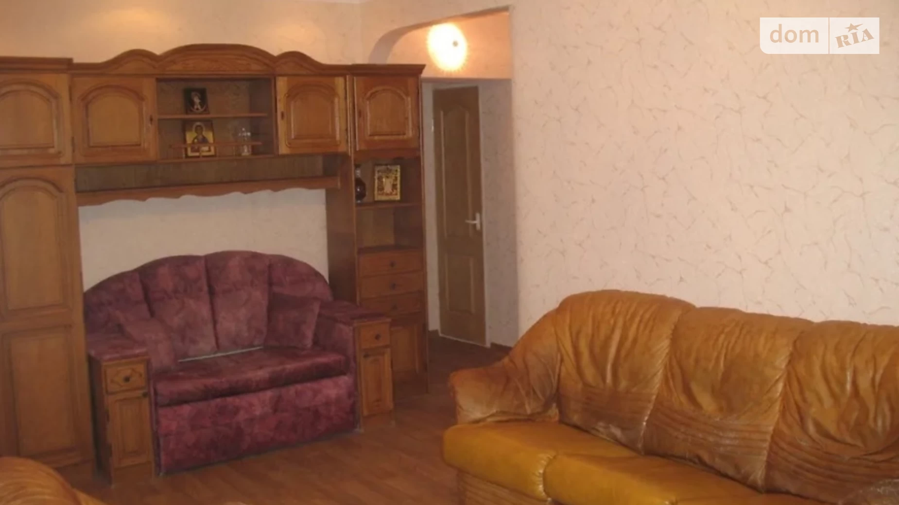 Продается 3-комнатная квартира 56 кв. м в Днепре, просп. Науки(Гагарина), 131