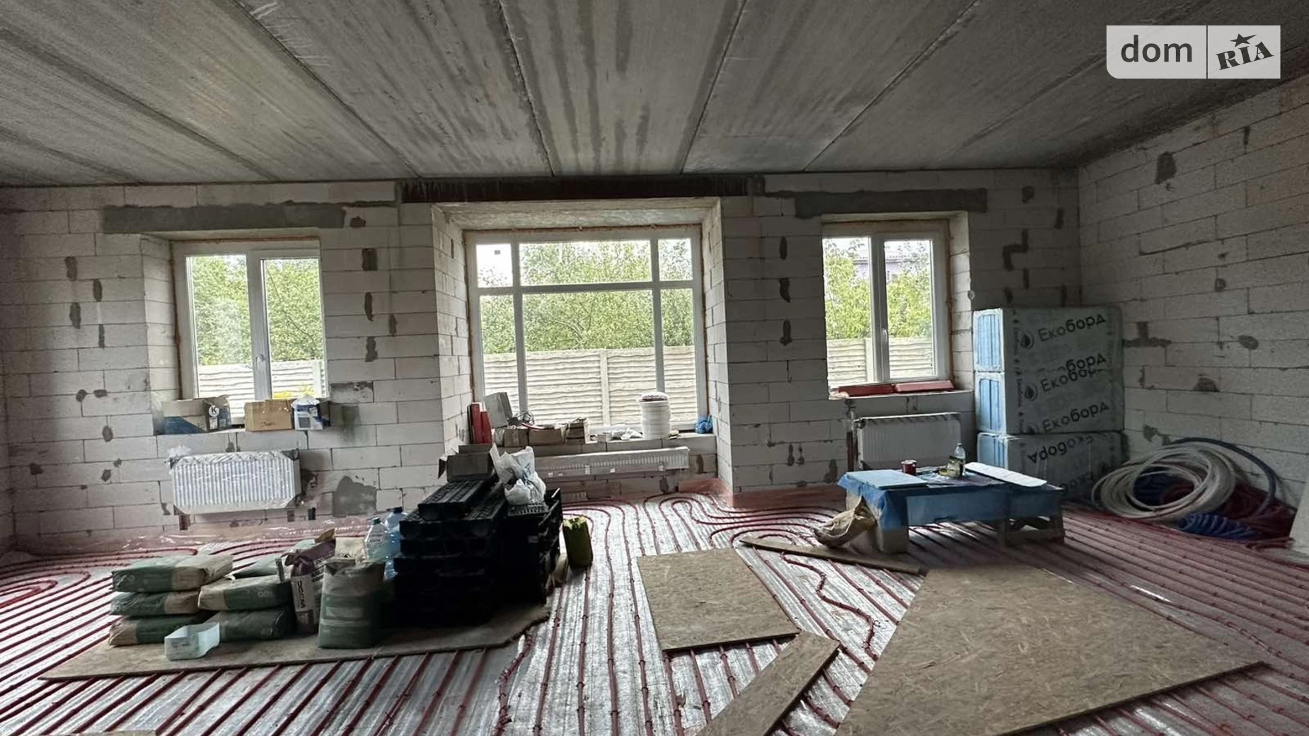 Продается дом на 2 этажа 200 кв. м с гаражом, цена: 80000 $ - фото 2
