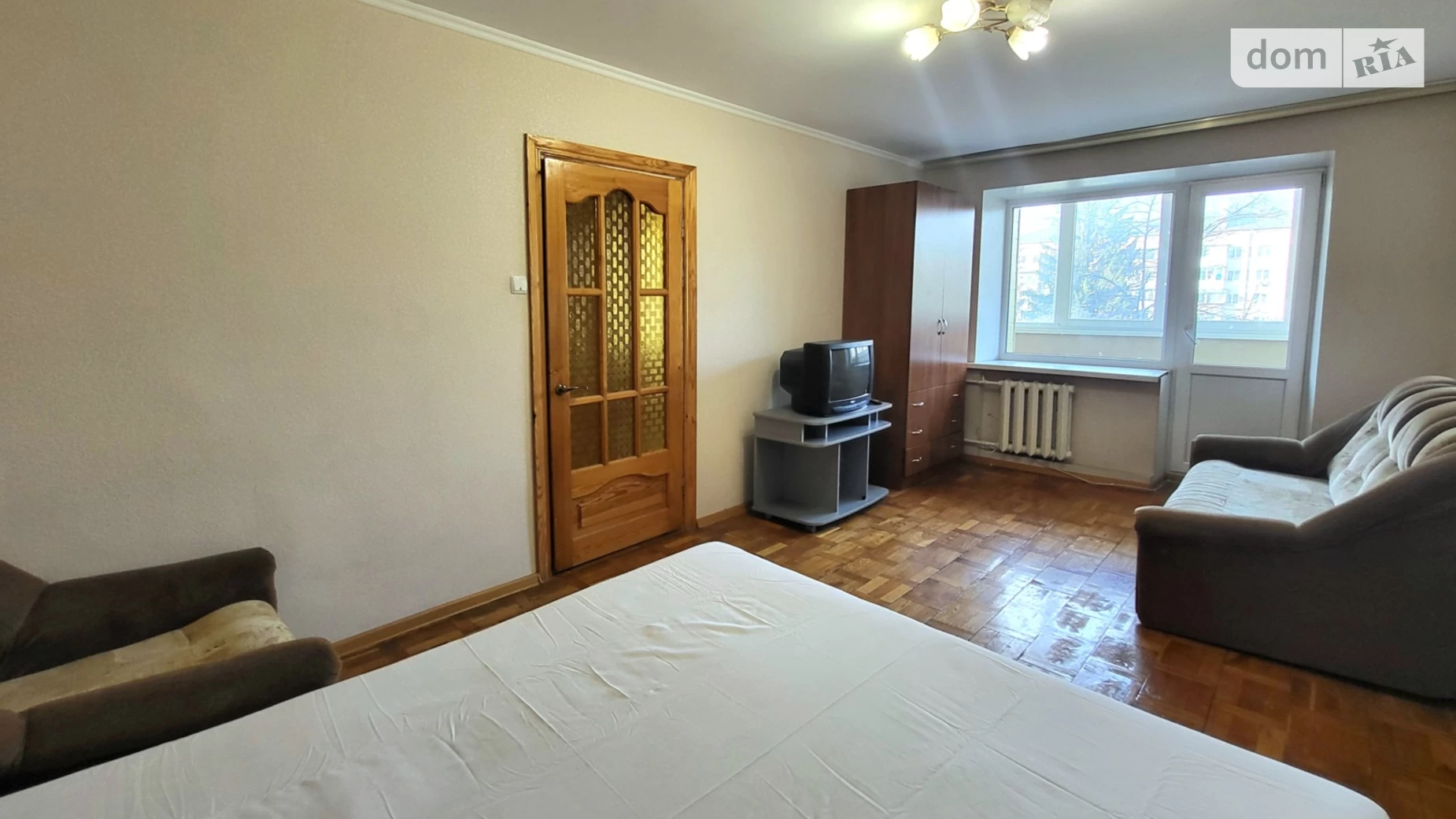 Продается 1-комнатная квартира 32 кв. м в Виннице, просп. Космонавтов, 27