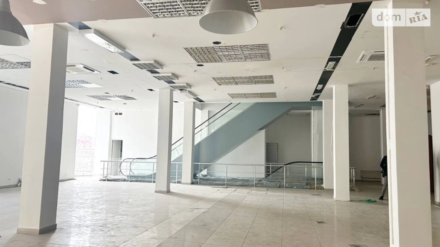 Сдается в аренду помещения свободного назначения 330 кв. м в 3-этажном здании, цена: 89000 грн - фото 4