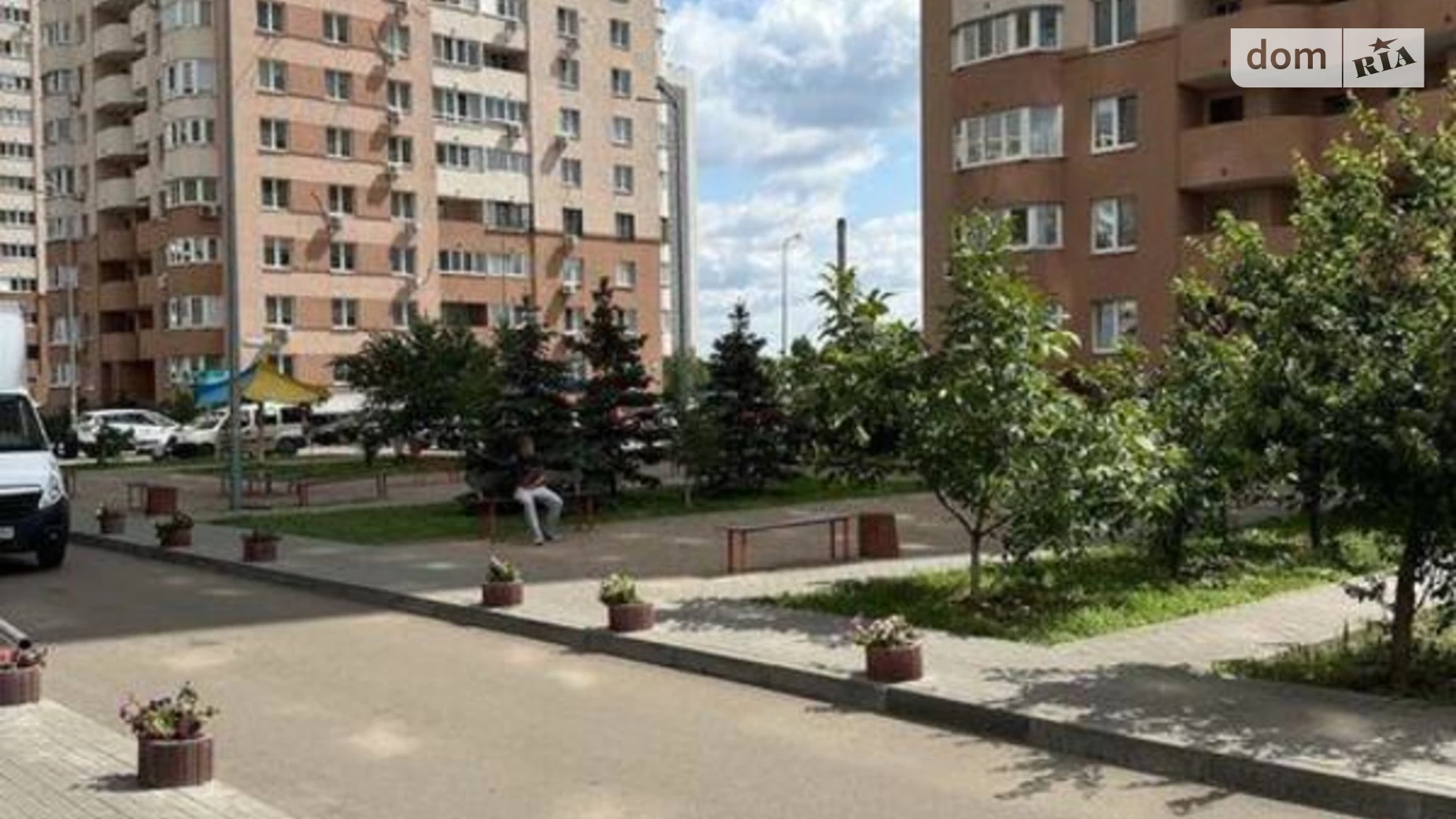 Продается 1-комнатная квартира 38 кв. м в Киеве, ул. Крушельницкого, 13 - фото 2