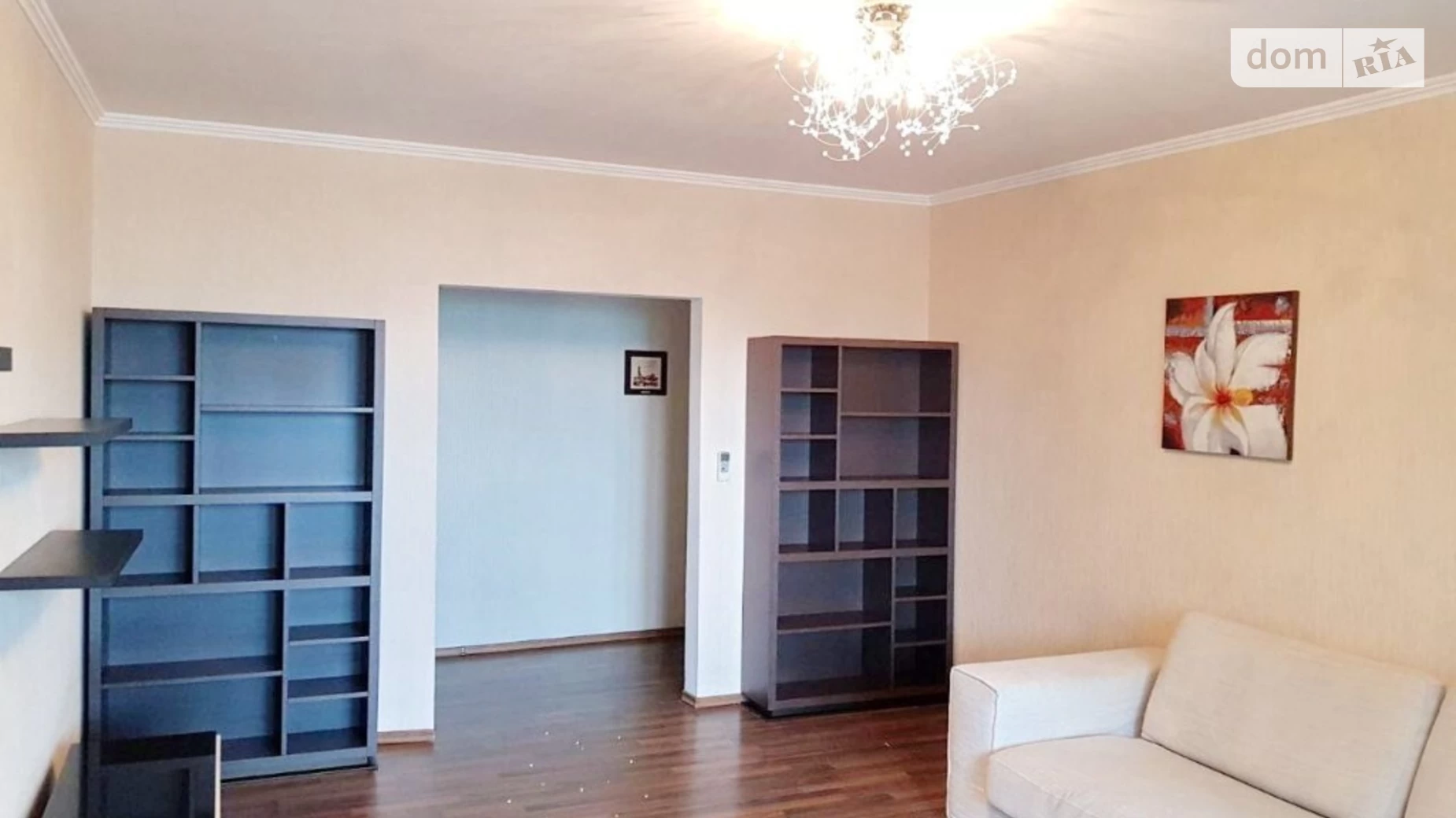 Продається 3-кімнатна квартира 105 кв. м у Києві, просп. Миколи Бажана, 36