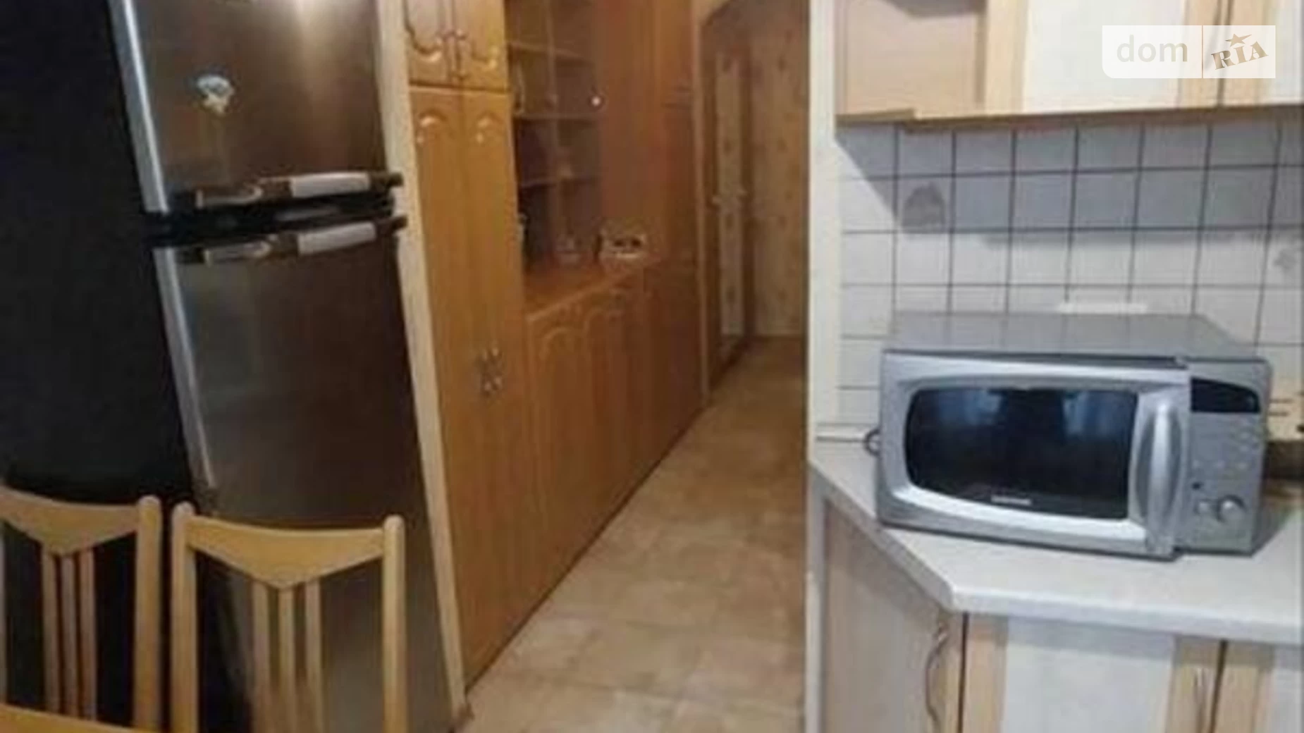 Продается 1-комнатная квартира 43 кв. м в Киеве, ул. Вишняковская, 6А