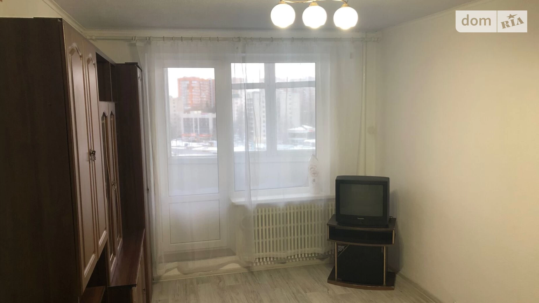 Продается 1-комнатная квартира 34 кв. м в Харькове, просп. Людвига Свободы, 34