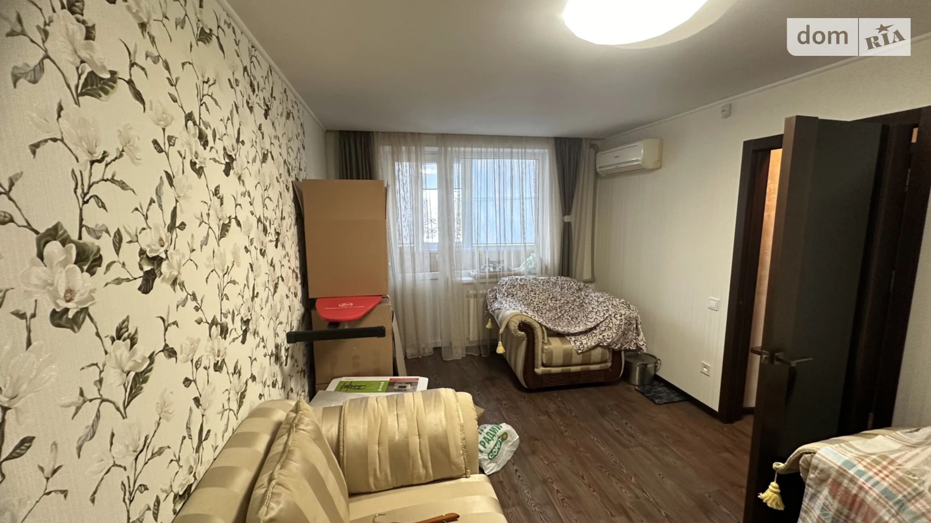 Продается 4-комнатная квартира 80 кв. м в Харькове, ул. Гвардейцев-Широнинцев, 102