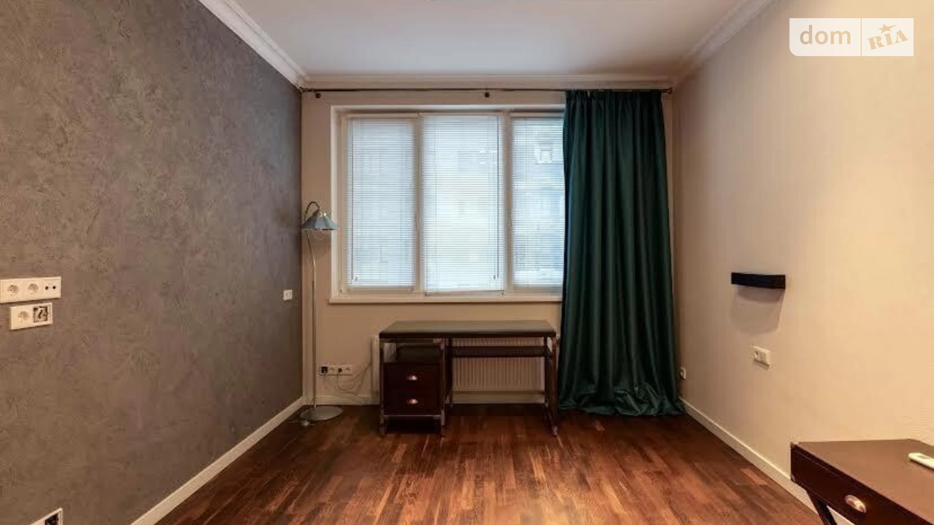 Продается 3-комнатная квартира 121 кв. м в Киеве, наб. Днепровская, 14Б - фото 2