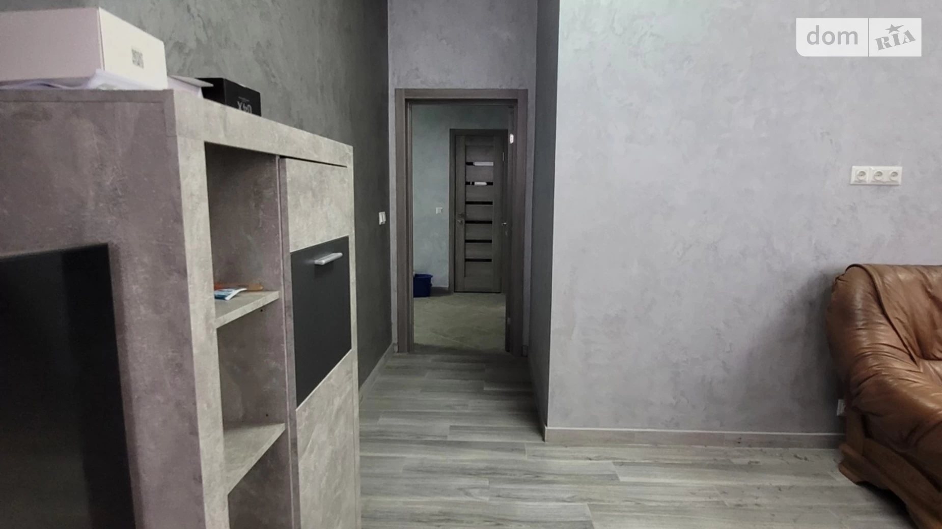 Продается офис 112 кв. м в бизнес-центре, цена: 140000 $ - фото 4