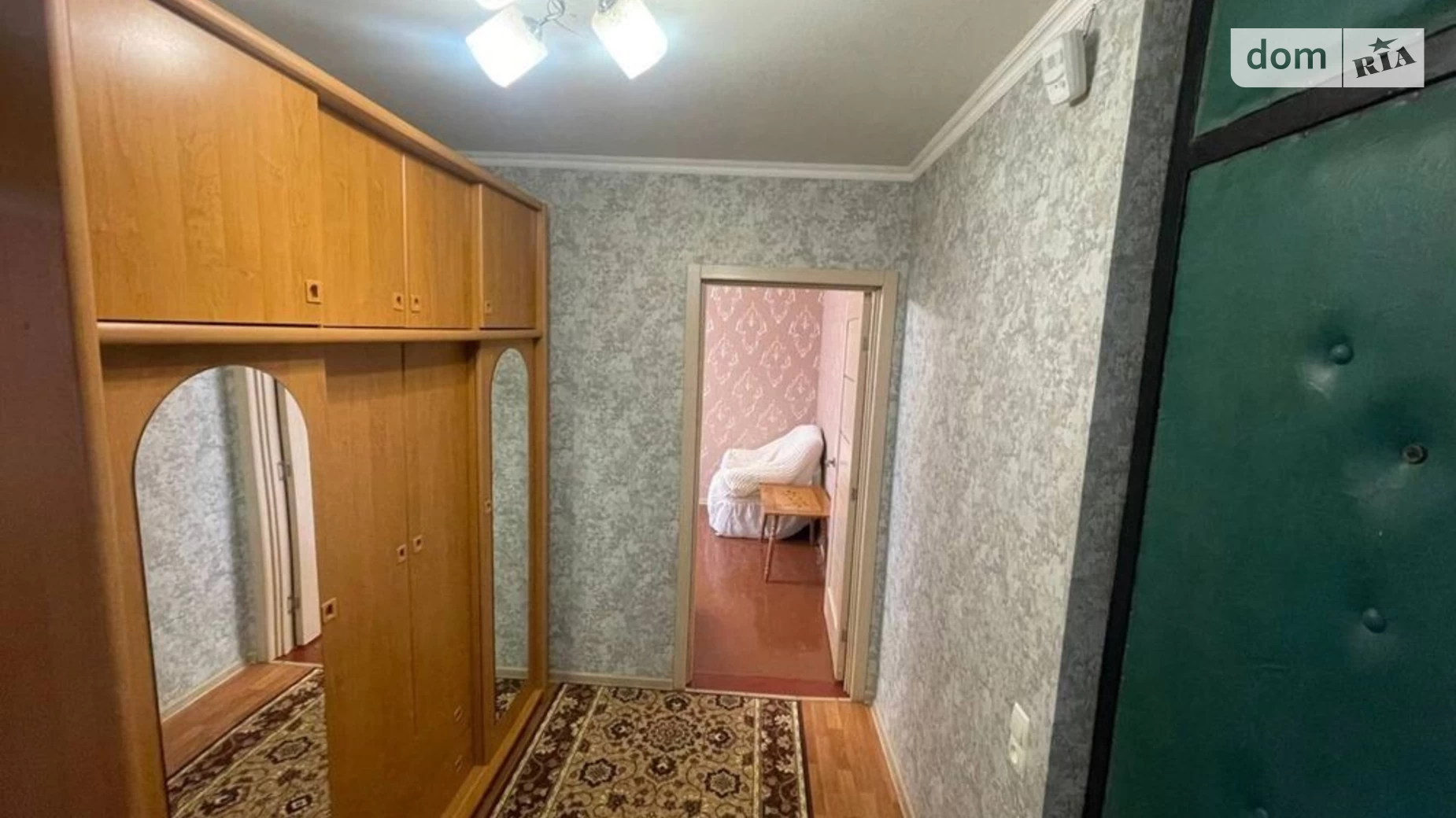 Продается 2-комнатная квартира 46 кв. м в Харькове, ул. Героев Труда, 37