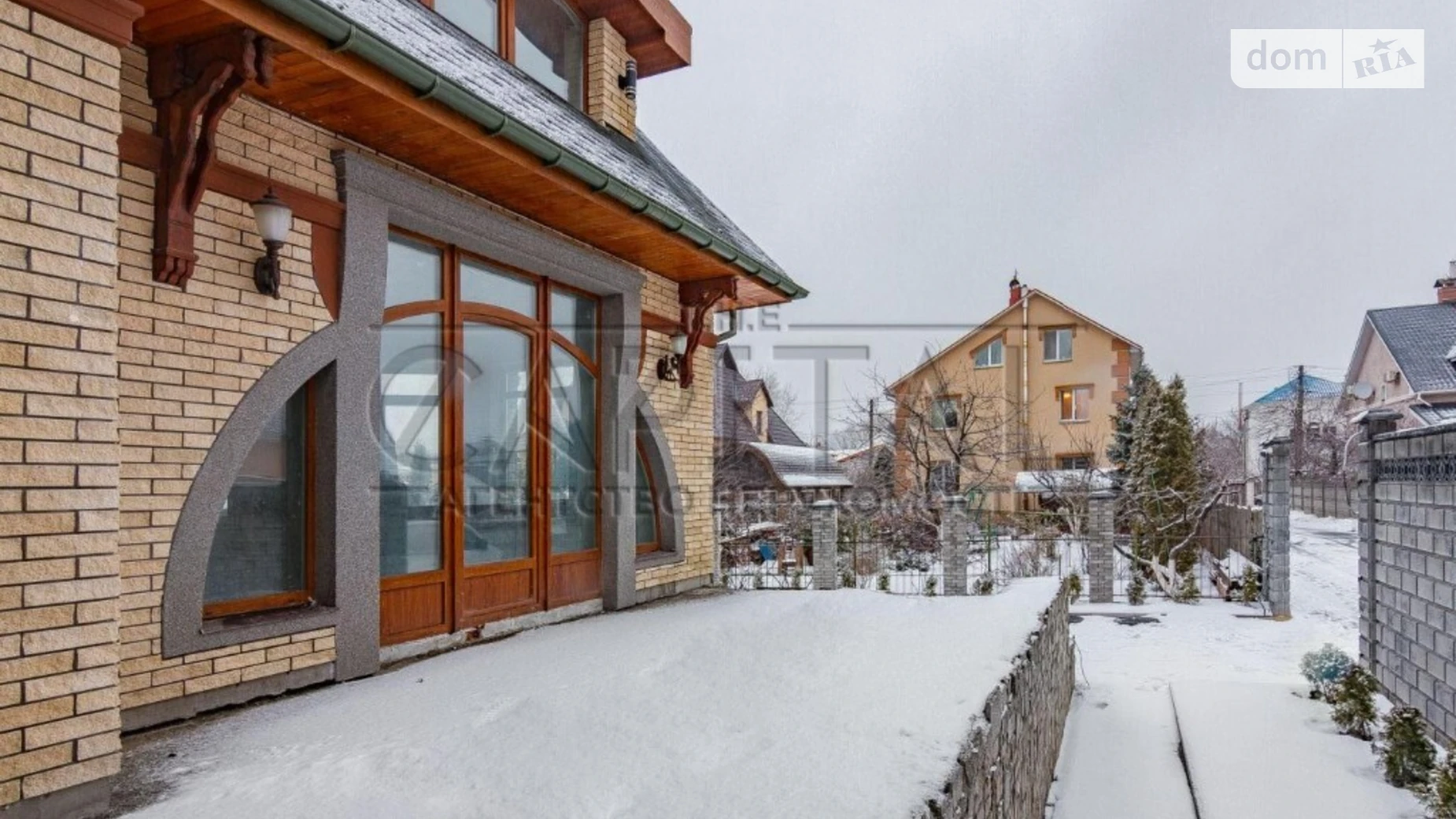 Продается дом на 2 этажа 298 кв. м с бассейном, цена: 385000 $ - фото 5