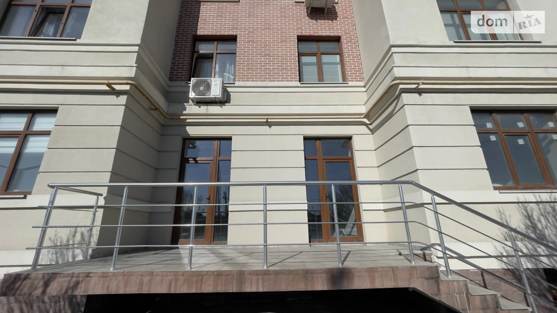 Продається офіс 160 кв. м в бізнес-центрі, цена: 250000 $ - фото 2