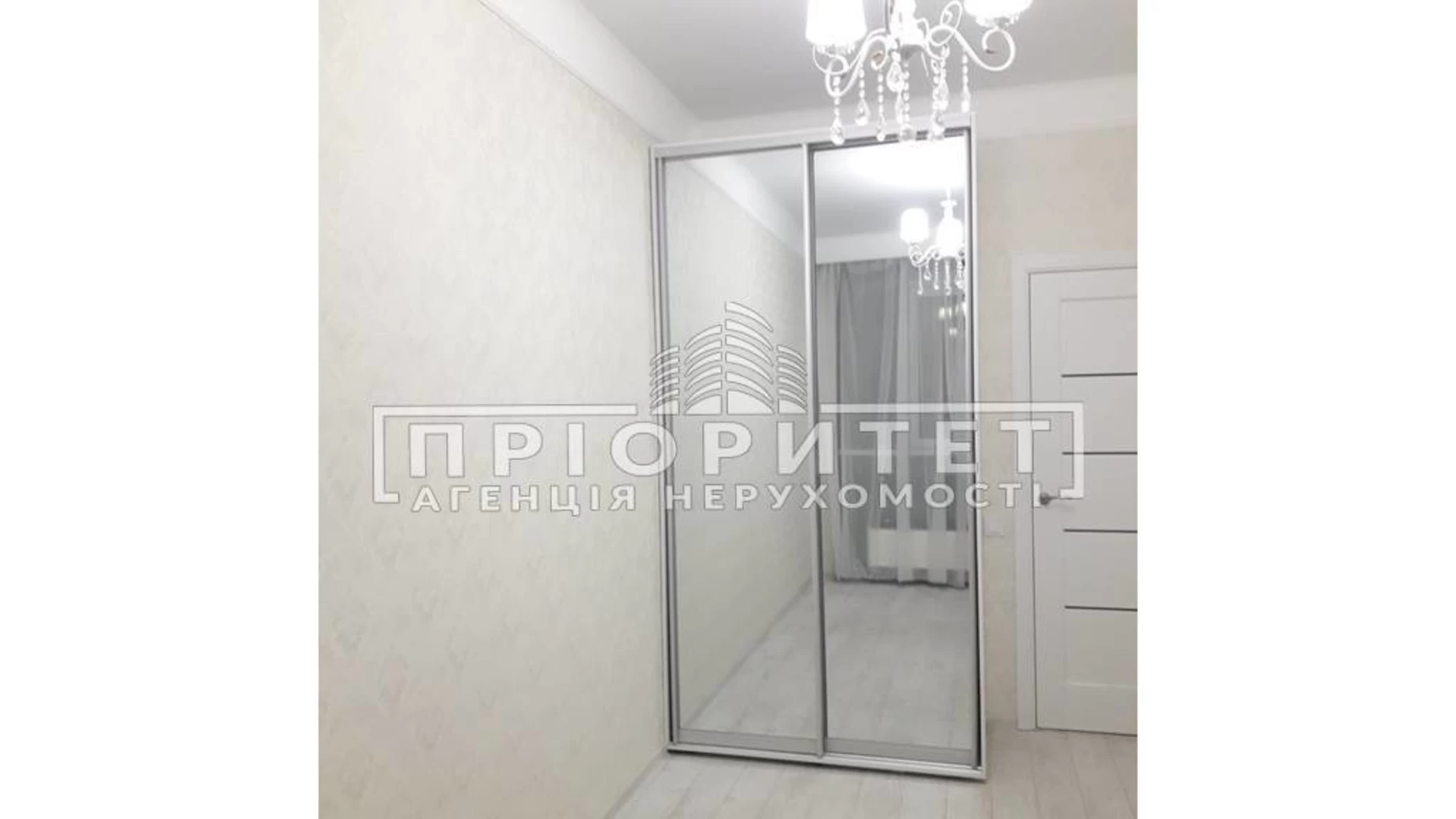 Продается 2-комнатная квартира 50 кв. м в Одессе, ул. Болгарская