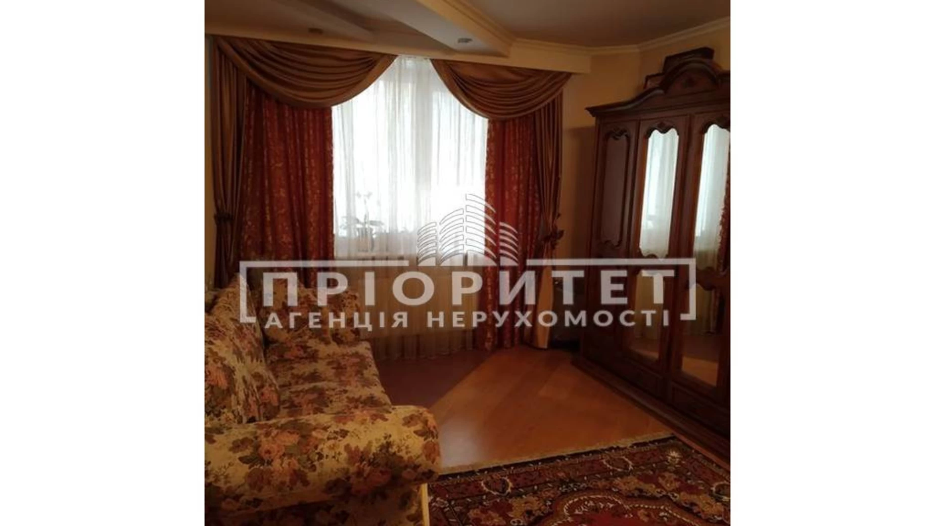 Продается 1-комнатная квартира 55.5 кв. м в Одессе, ул. Старицкого