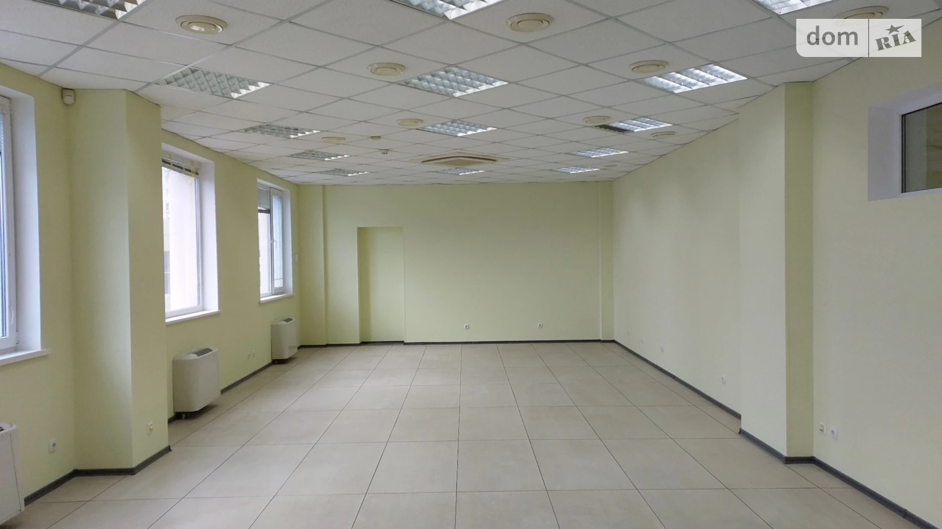 Сдается в аренду офис 106 кв. м в бизнес-центре, цена: 22400 грн - фото 2