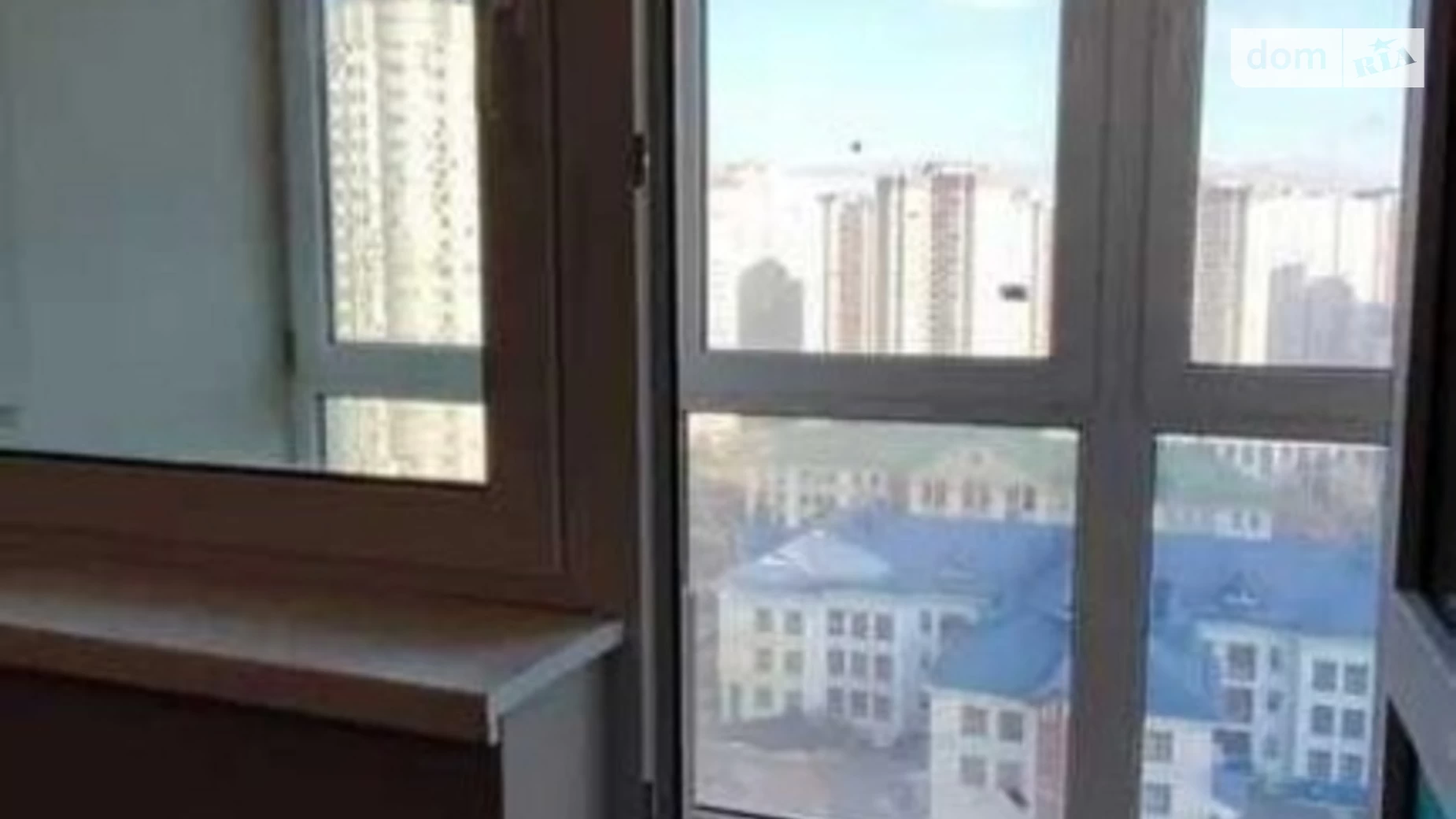 Продается 1-комнатная квартира 46 кв. м в Киеве, ул. Урловская, 23Г