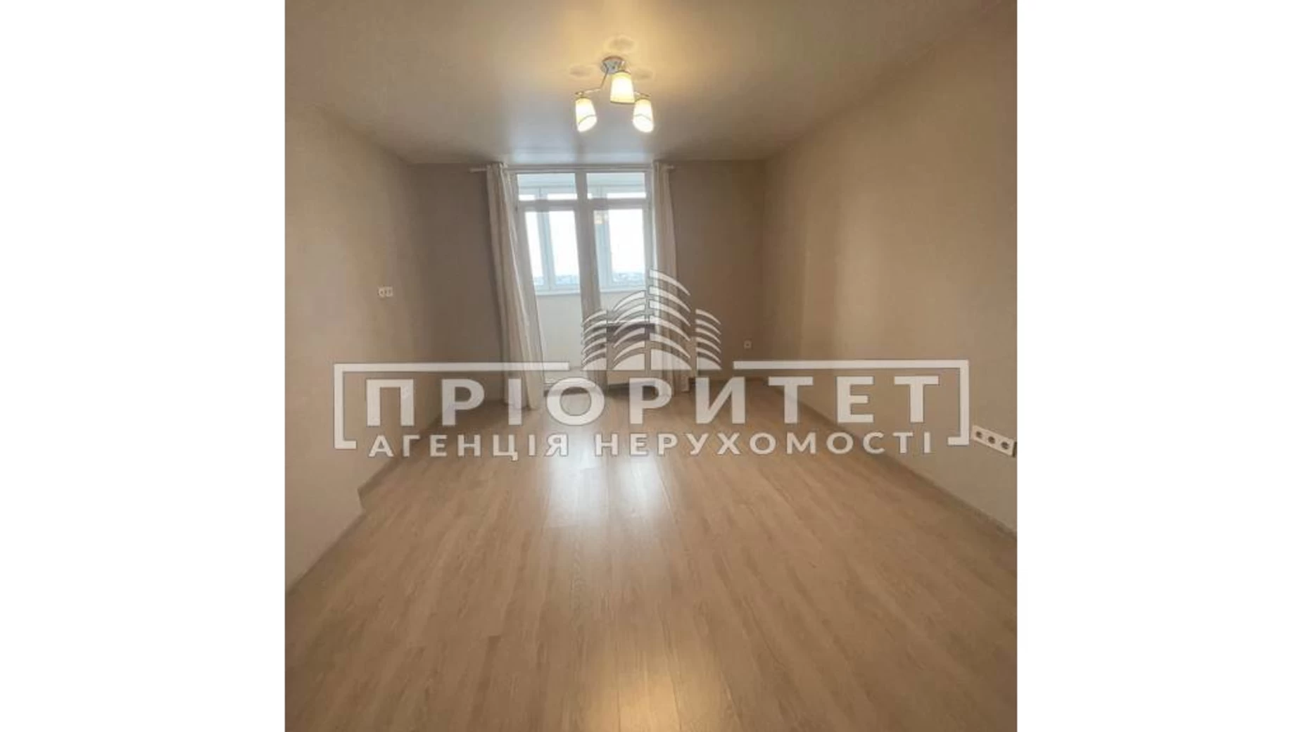 Продается 1-комнатная квартира 46 кв. м в Одессе, ул. Балковская