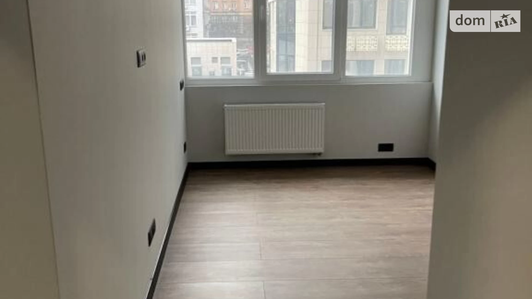 Продается 3-комнатная квартира 89 кв. м в Киеве, ул. Златоустовская, 25А