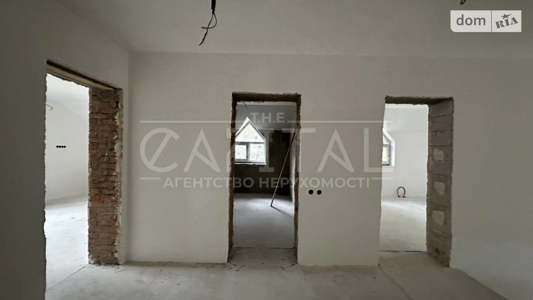 Продается дом на 2 этажа 494 кв. м с бассейном, цена: 545000 $ - фото 2