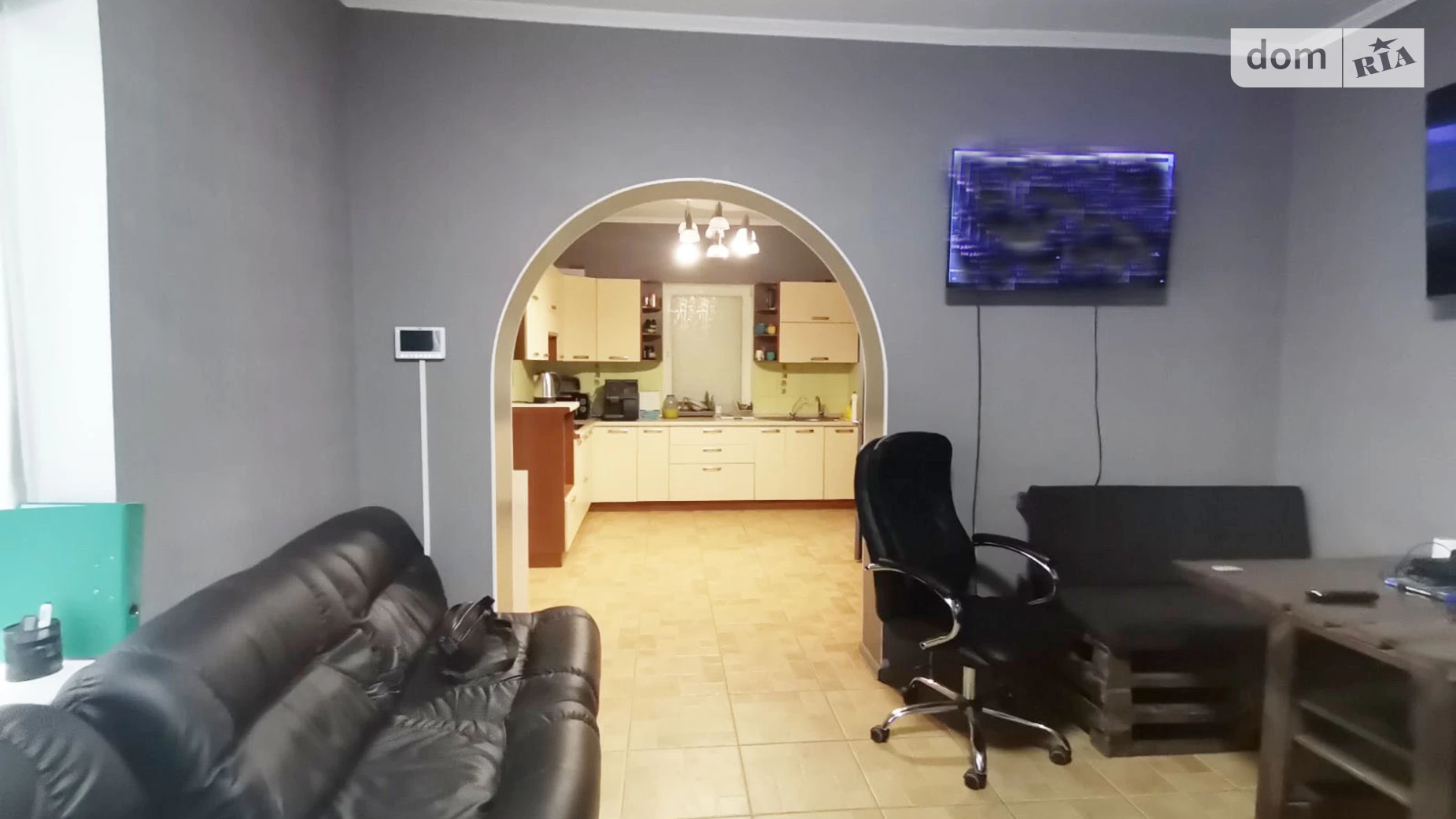 Продается дом на 2 этажа 303.2 кв. м с верандой, цена: 92000 $ - фото 4