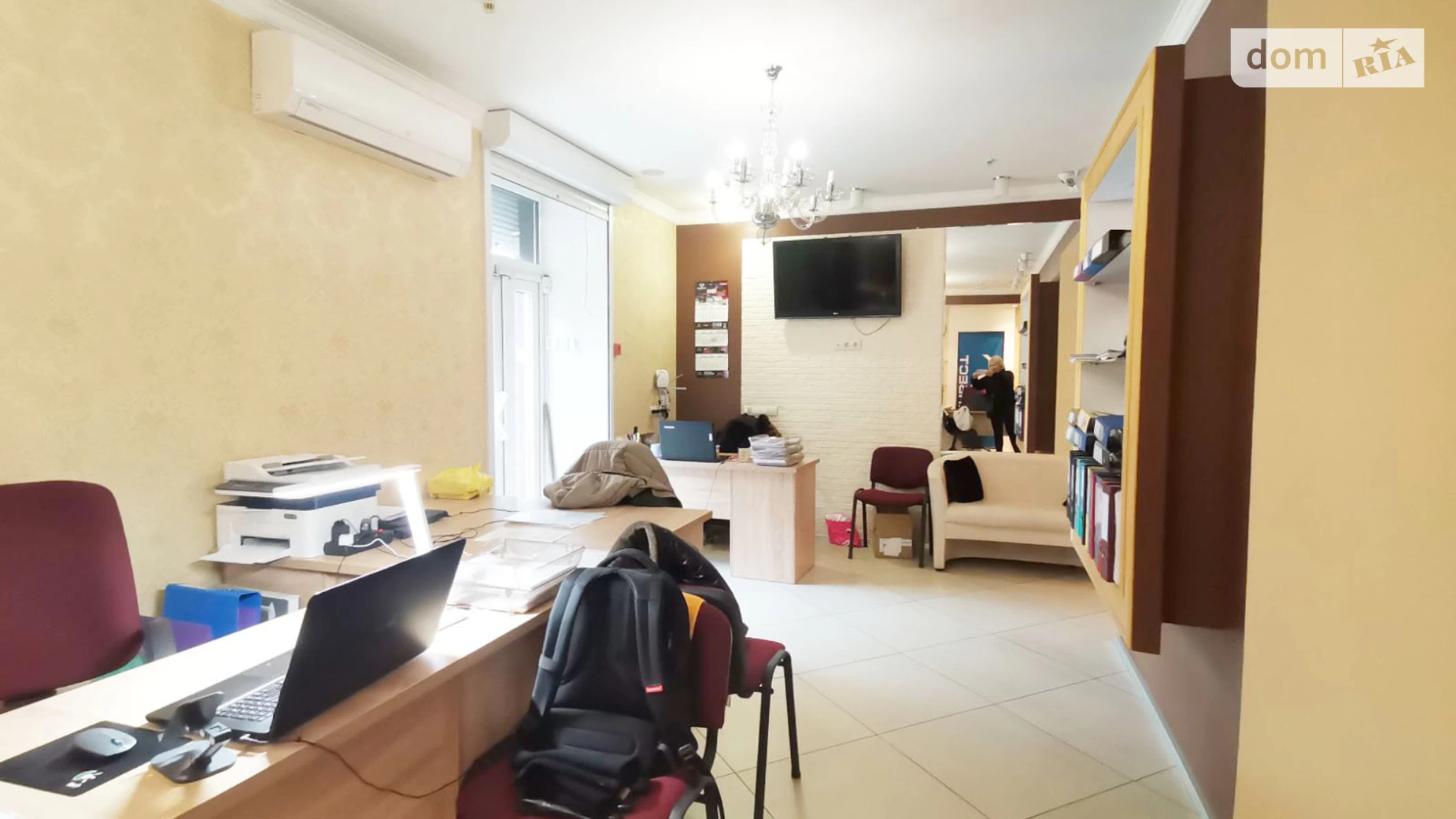 Продається офіс 64 кв. м в бізнес-центрі, цена: 68000 $ - фото 3