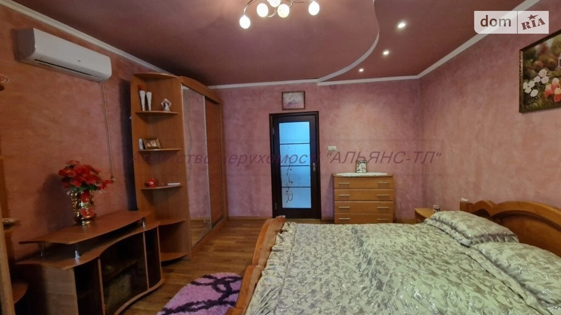 Продается дом на 2 этажа 117.8 кв. м с камином, цена: 57000 $ - фото 3