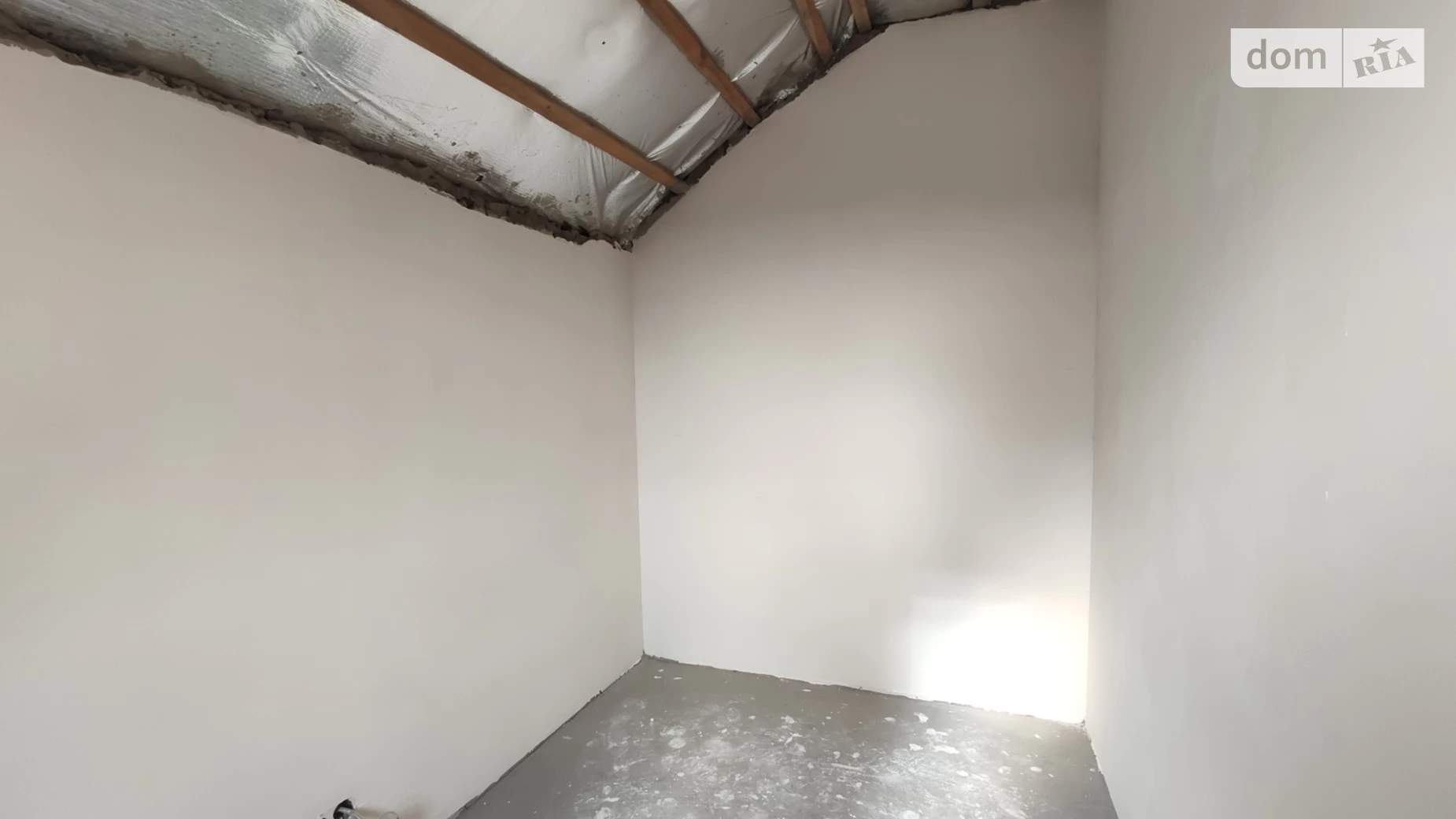 Продается дом на 2 этажа 125 кв. м с камином, цена: 120000 $ - фото 3