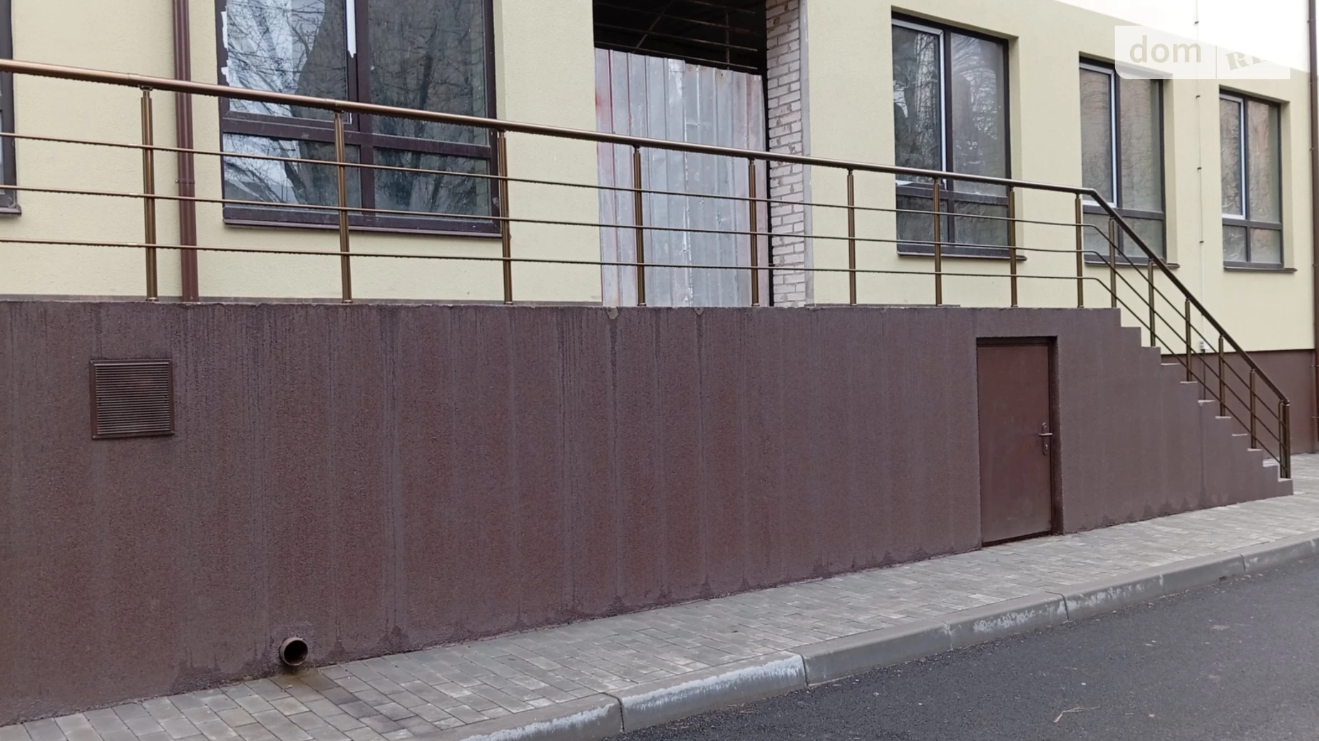 Продается офис 300 кв. м в бизнес-центре, цена: 445500 $ - фото 3