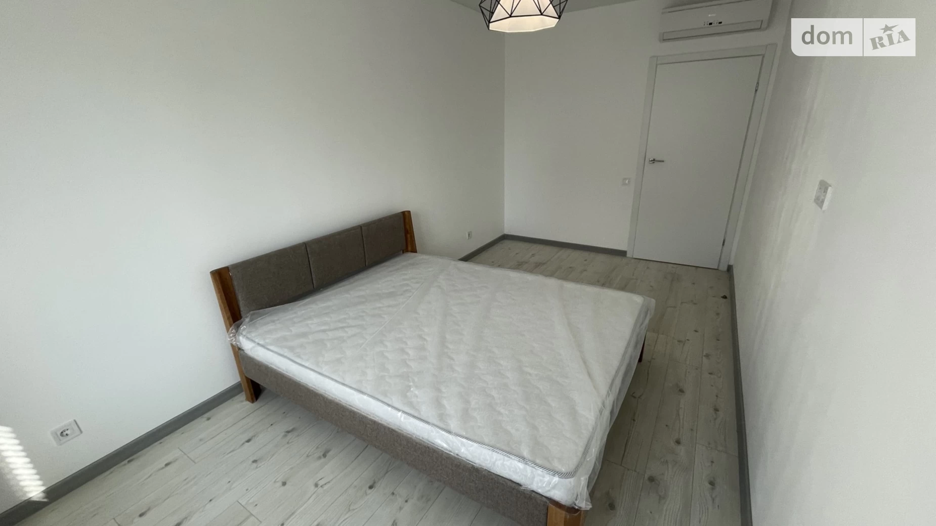 Продается 2-комнатная квартира 70.7 кв. м в, цена: 95580 $ - фото 4